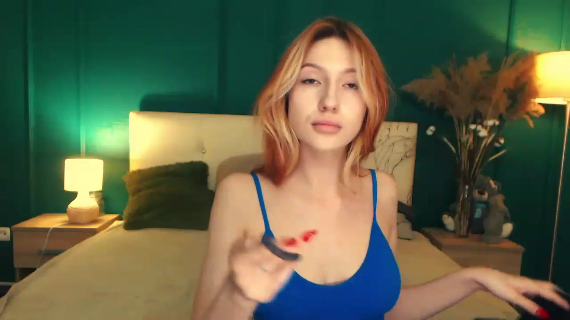 Gallery image thumbnail from LovelyGin's myfreecams stream on, 06/01/2023, 17:45 image 13 of 20