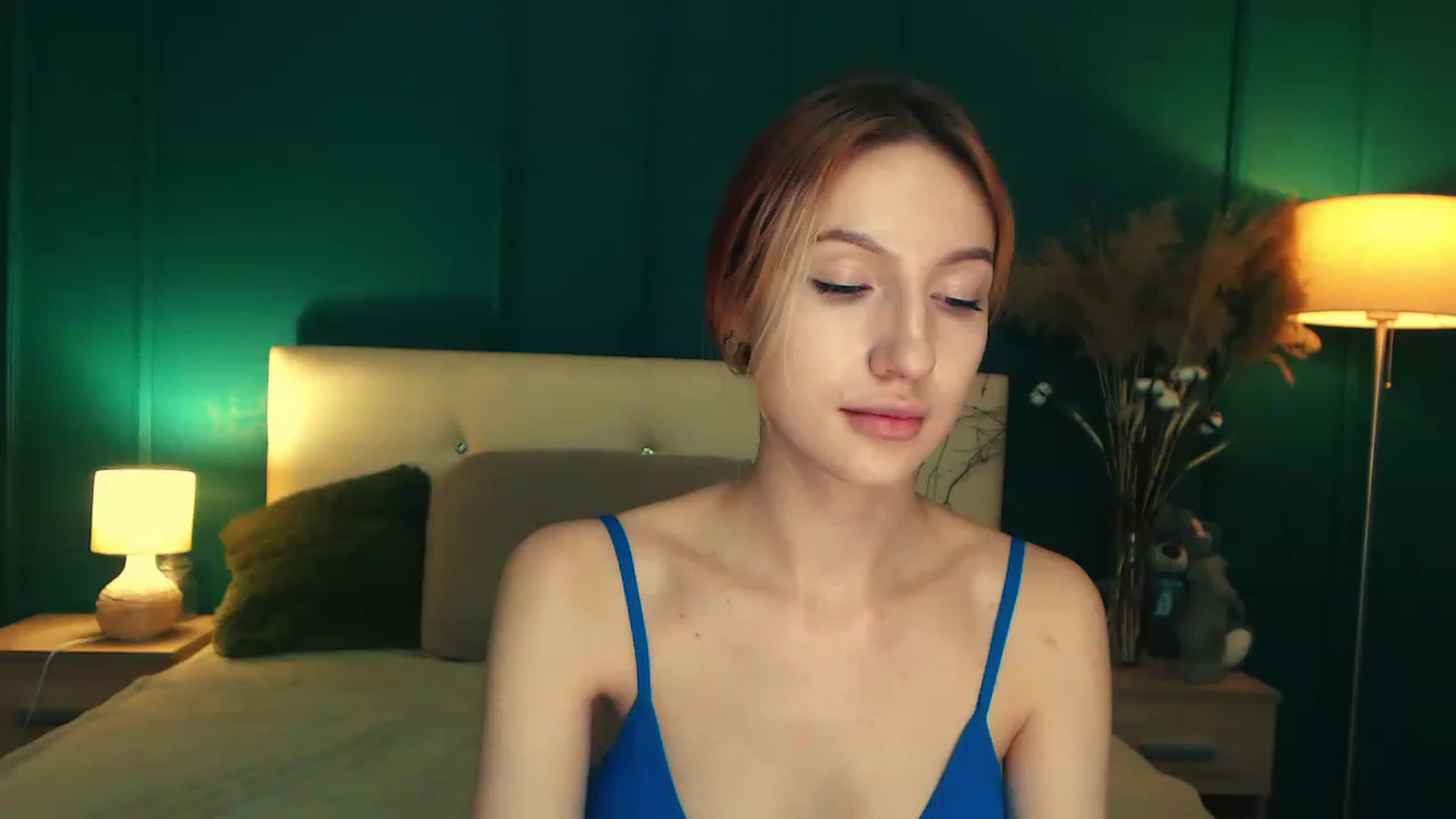 Gallery image thumbnail from LovelyGin's myfreecams stream on, 06/01/2023, 18:55 image 14 of 20