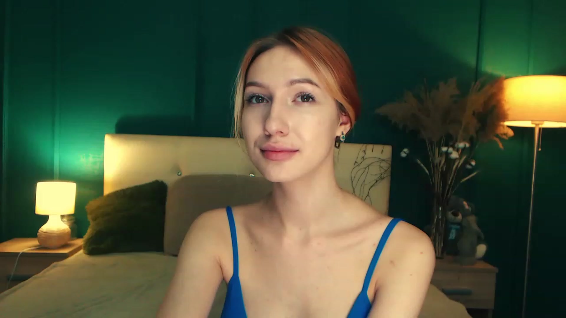 Gallery image thumbnail from LovelyGin's myfreecams stream on, 06/01/2023, 18:55 image 8 of 20