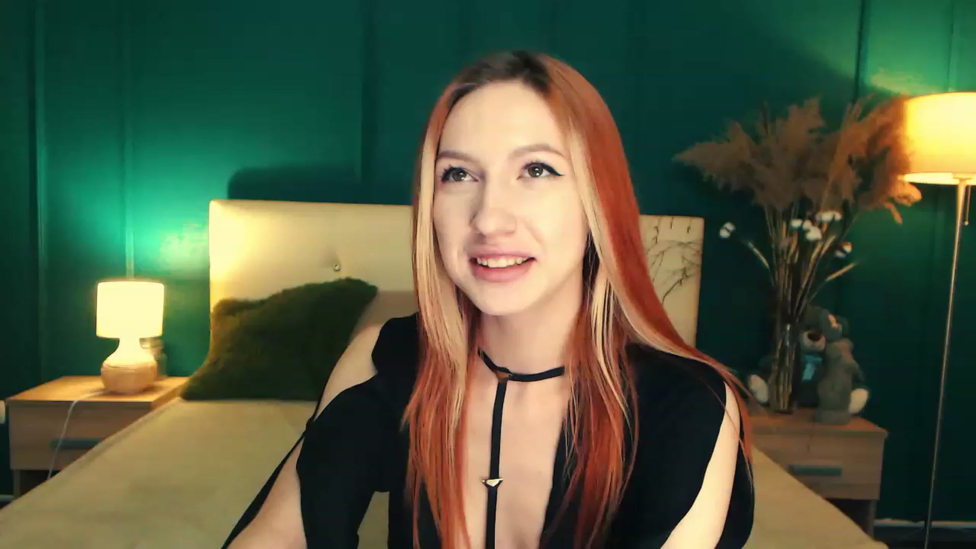 Gallery image thumbnail from LovelyGin's myfreecams stream on, 06/02/2023, 16:02 image 14 of 20