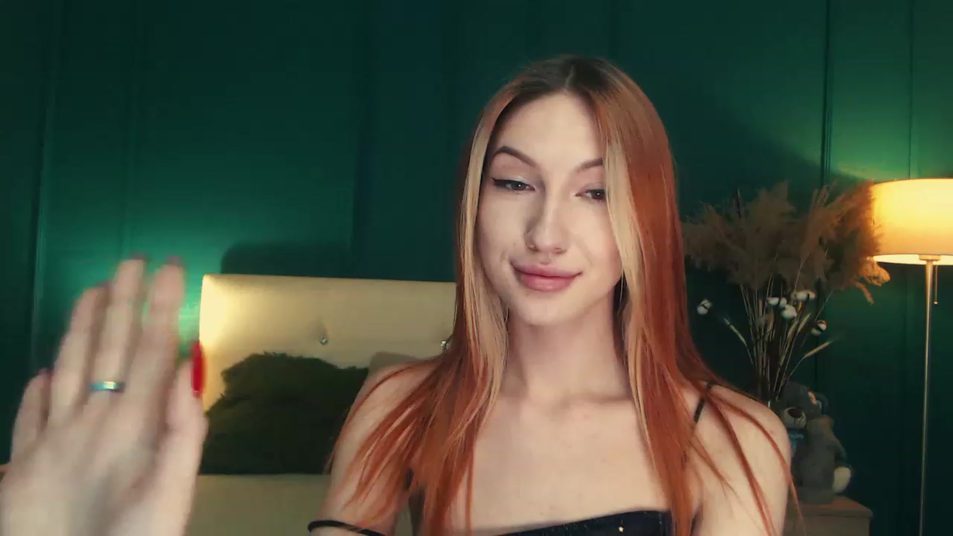 Gallery image thumbnail from LovelyGin's myfreecams stream on, 06/05/2023, 14:46 image 10 of 20
