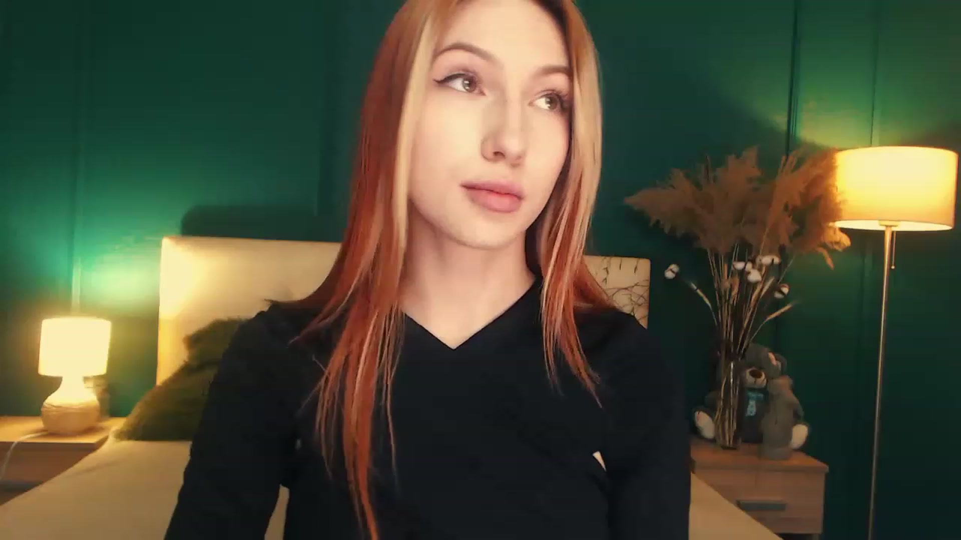 Gallery image thumbnail from LovelyGin's myfreecams stream on, 06/05/2023, 17:37 image 2 of 20