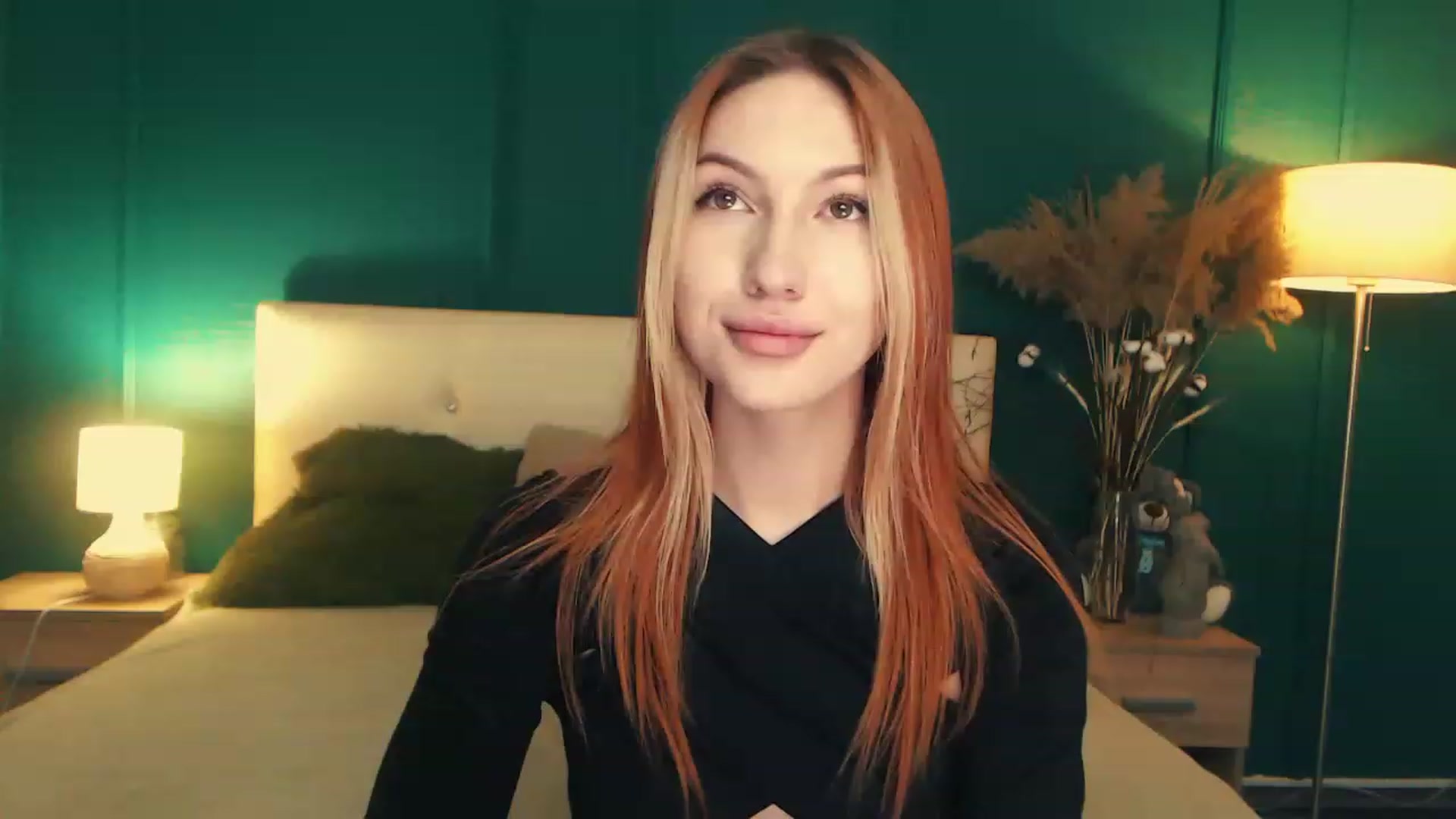 Gallery image thumbnail from LovelyGin's myfreecams stream on, 06/05/2023, 17:37 image 7 of 20