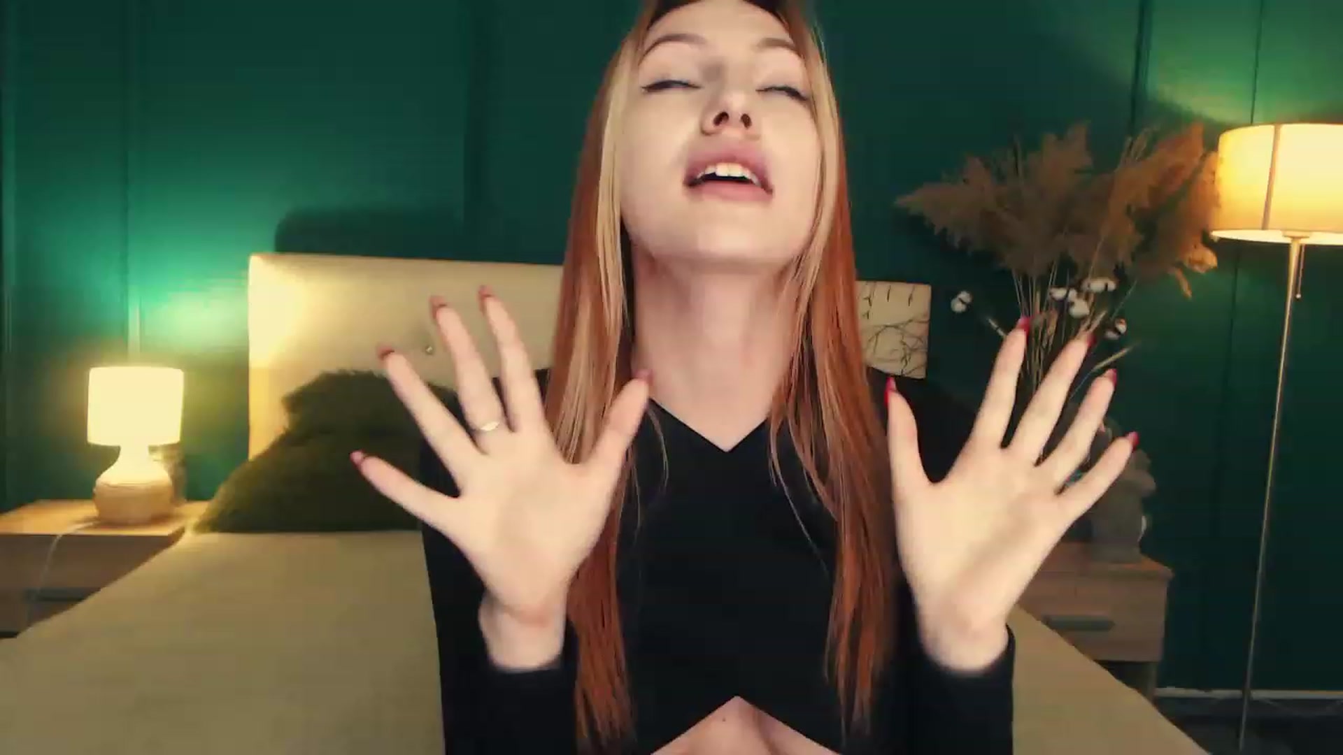 Gallery image thumbnail from LovelyGin's myfreecams stream on, 06/05/2023, 17:50 image 1 of 20