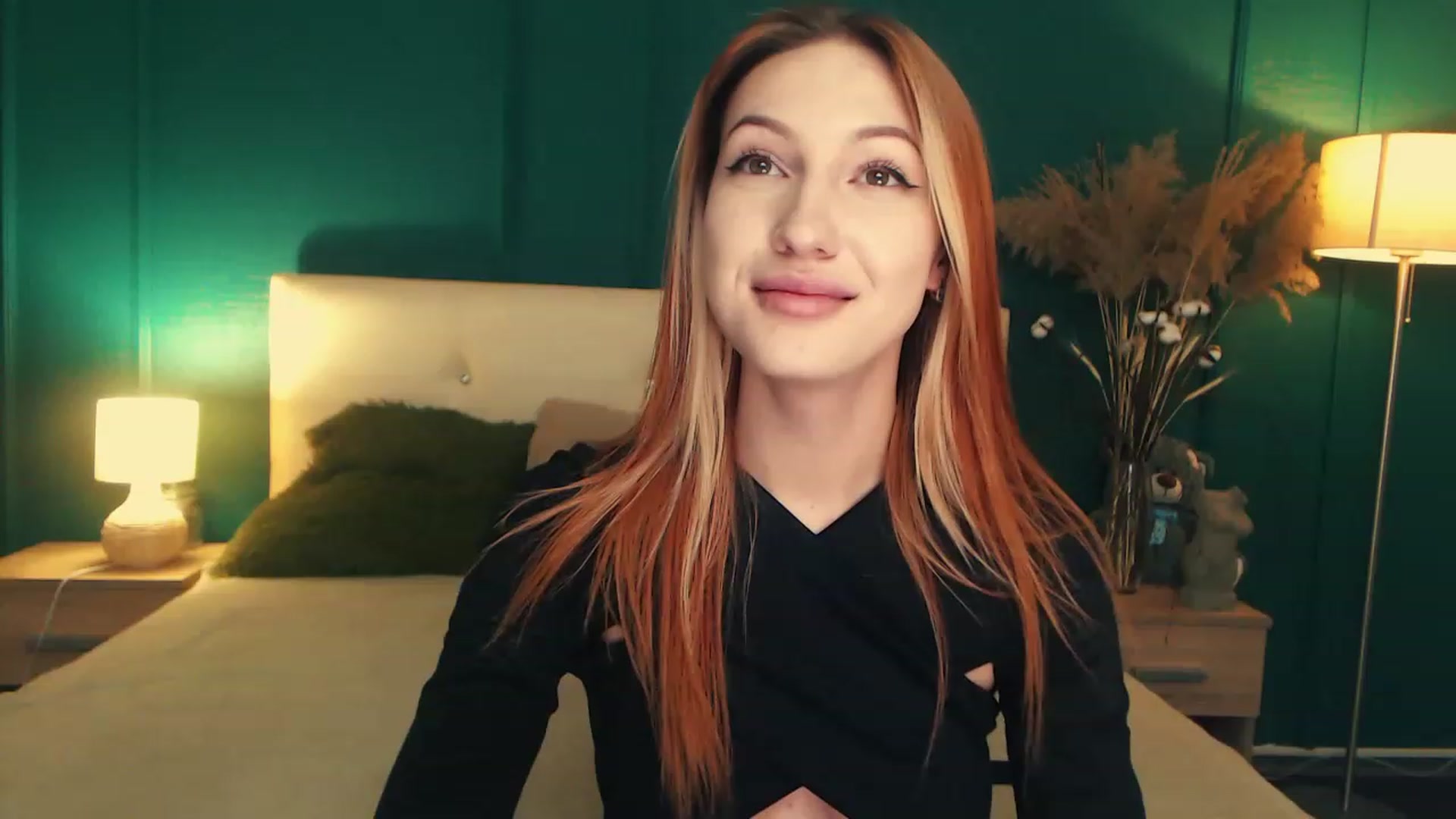 Gallery image thumbnail from LovelyGin's myfreecams stream on, 06/05/2023, 17:50 image 4 of 20