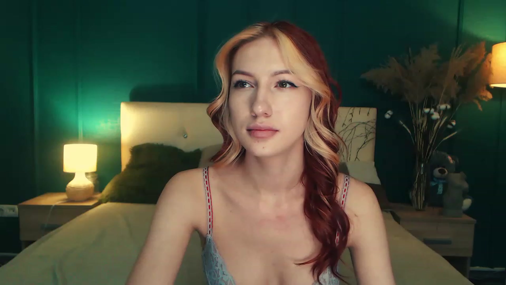 Gallery image thumbnail from LovelyGin's myfreecams stream on, 06/06/2023, 15:41 image 6 of 20