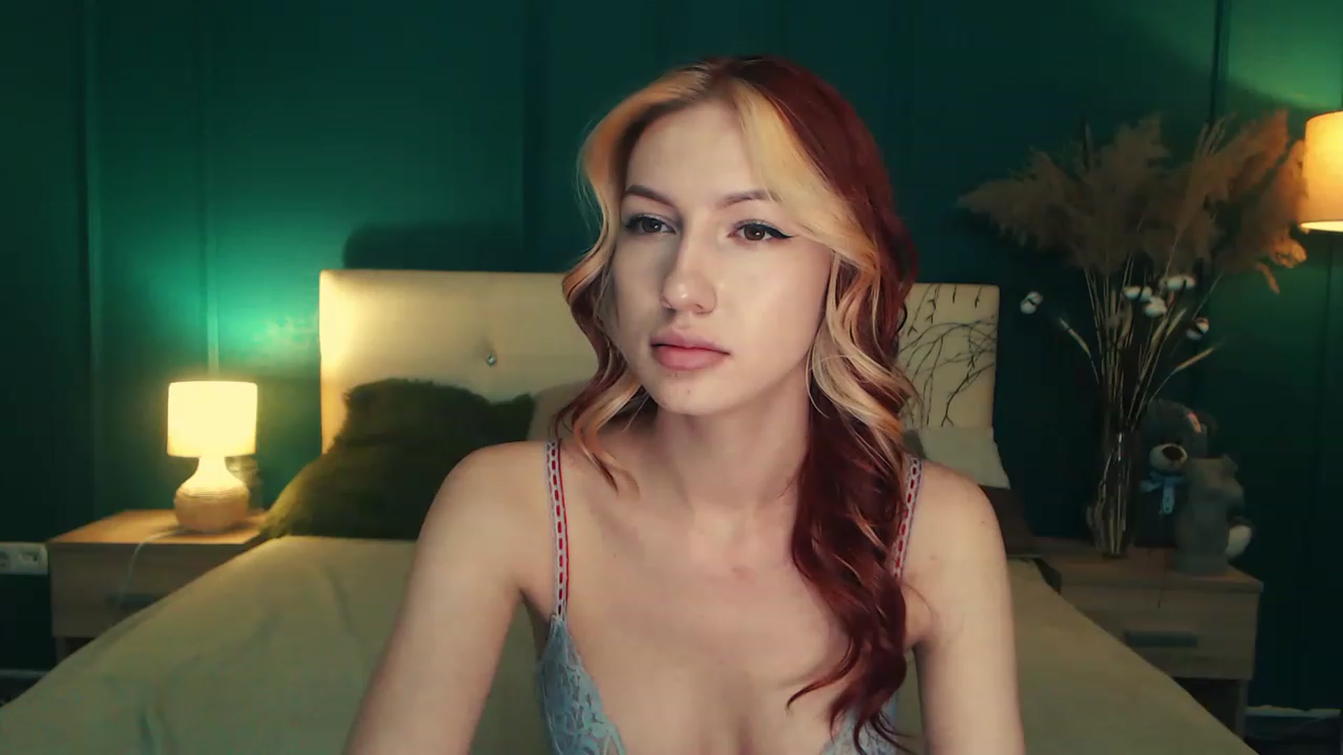 Gallery image thumbnail from LovelyGin's myfreecams stream on, 06/06/2023, 15:41 image 7 of 20