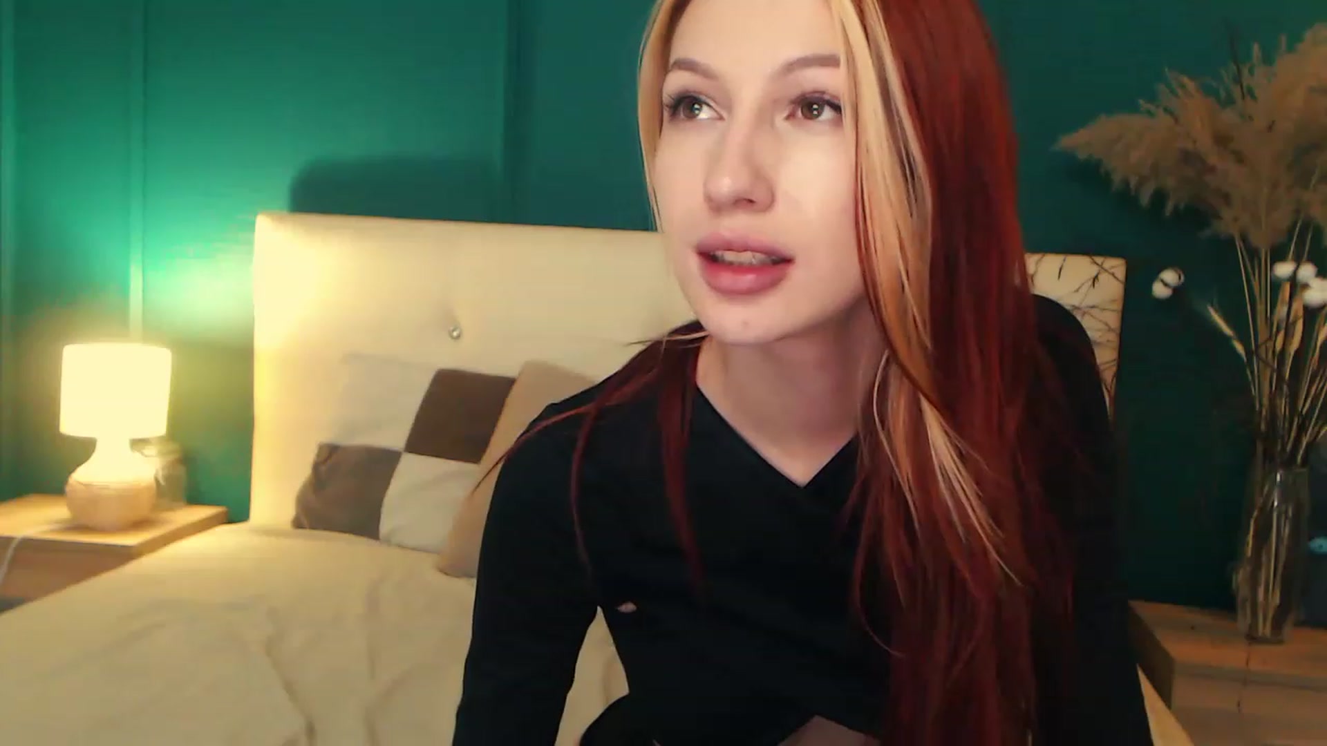 Gallery image thumbnail from LovelyGin's myfreecams stream on, 06/07/2023, 15:40 image 17 of 20