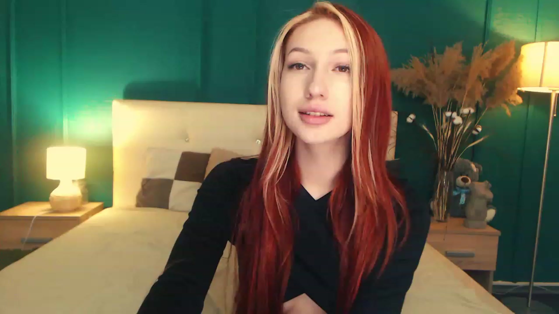 Gallery image thumbnail from LovelyGin's myfreecams stream on, 06/07/2023, 17:02 image 12 of 20