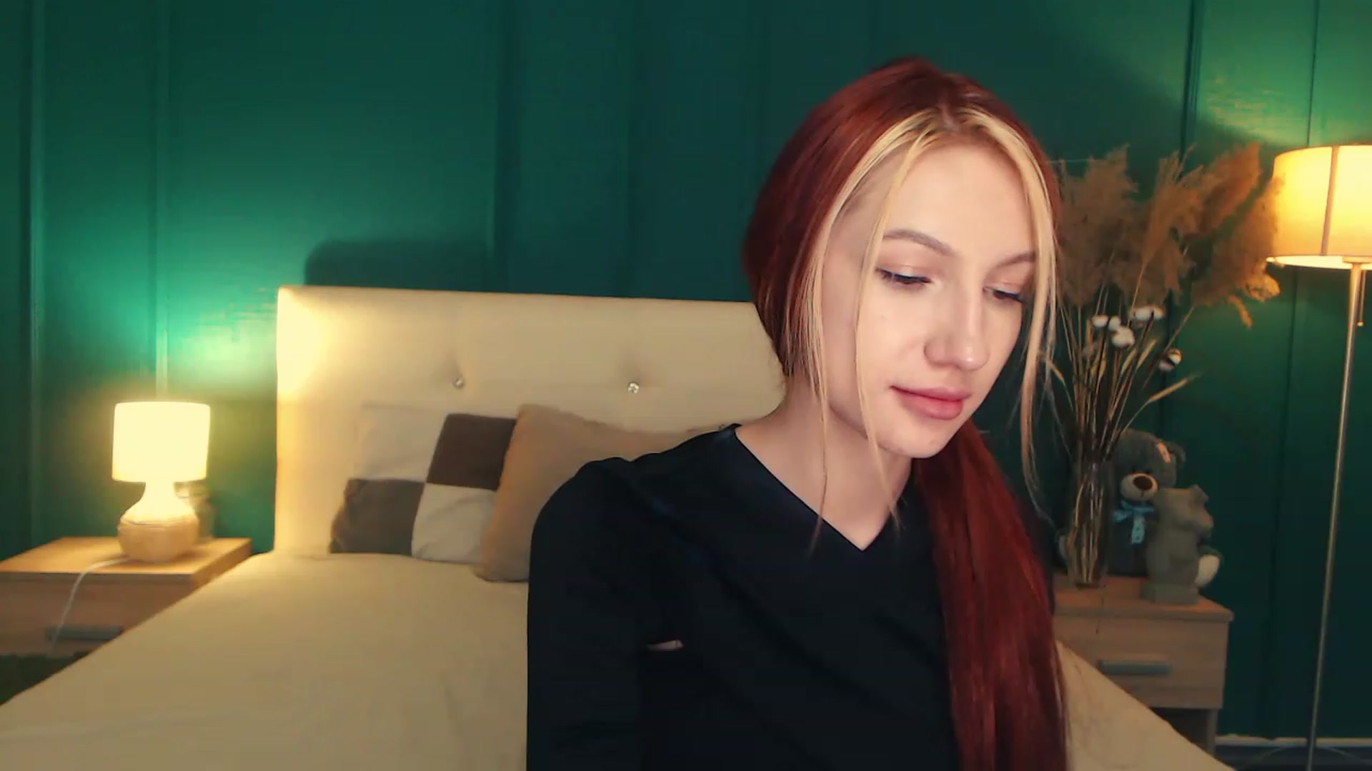 Gallery image thumbnail from LovelyGin's myfreecams stream on, 06/07/2023, 17:02 image 17 of 20