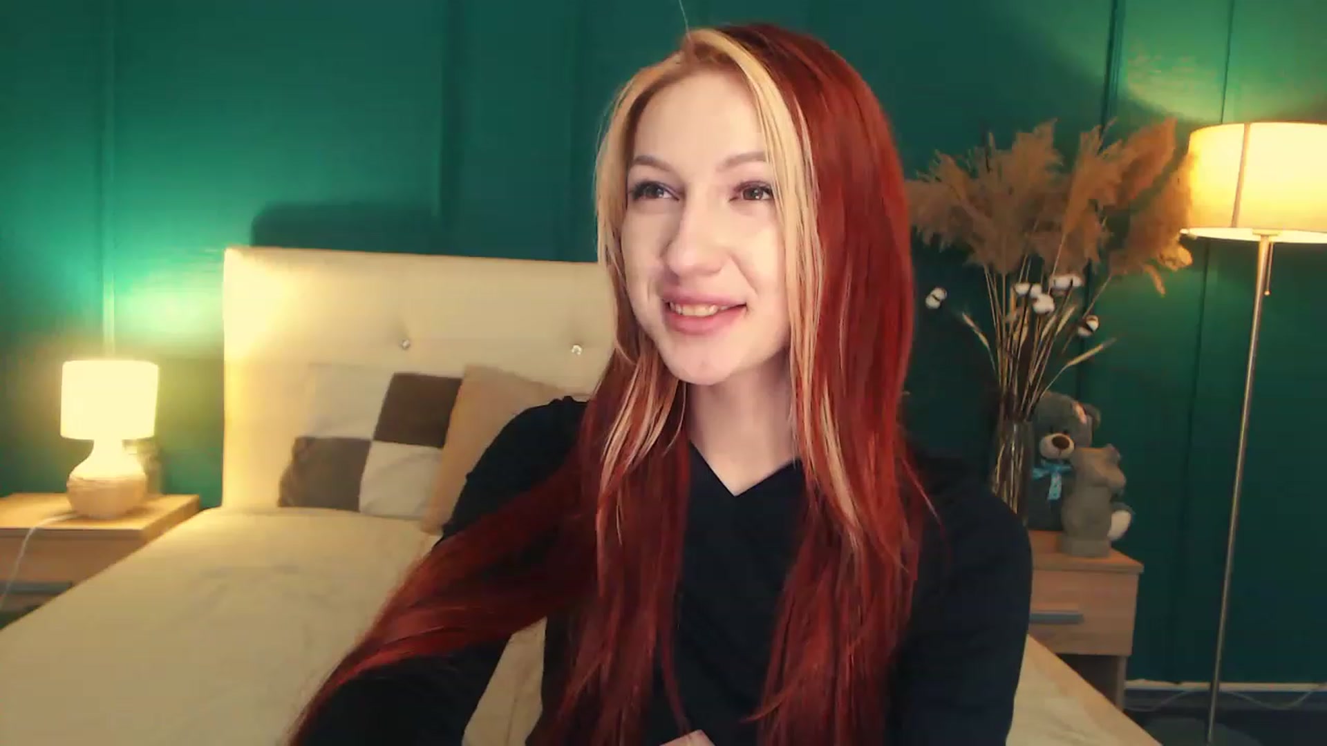 Gallery image thumbnail from LovelyGin's myfreecams stream on, 06/07/2023, 17:02 image 9 of 20