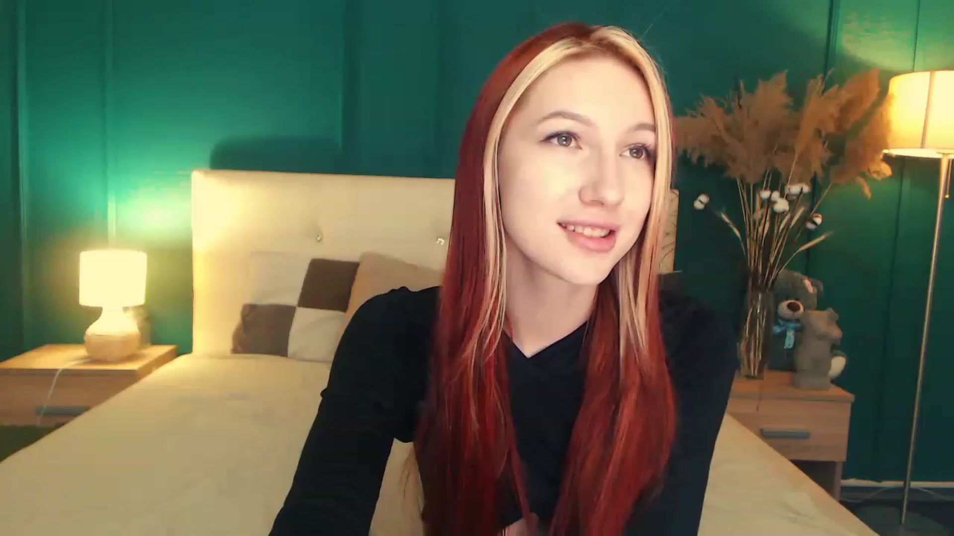 Gallery image thumbnail from LovelyGin's myfreecams stream on, 06/07/2023, 17:02 image 14 of 20