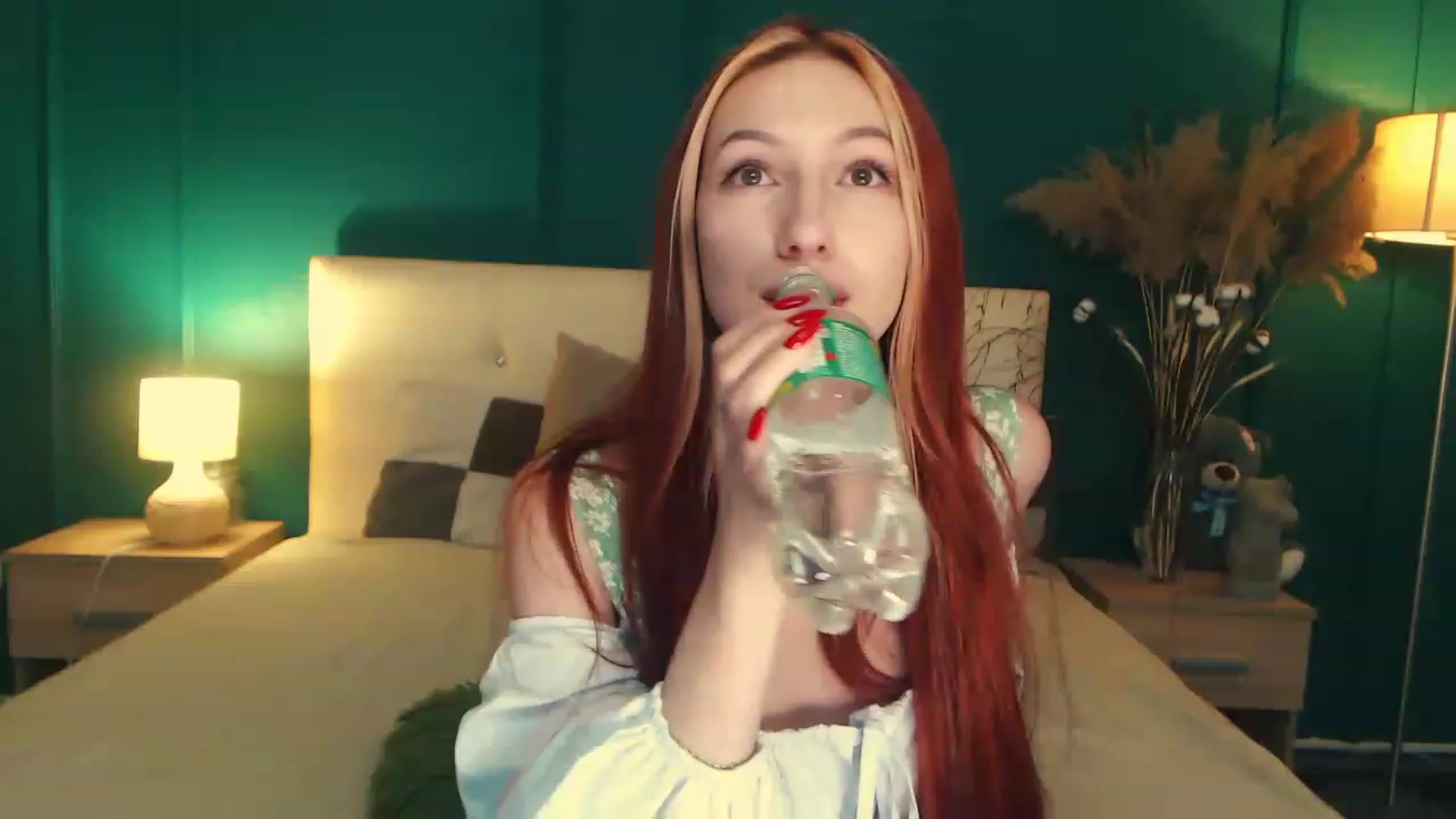 Gallery image thumbnail from LovelyGin's myfreecams stream on, 06/07/2023, 18:54 image 13 of 20