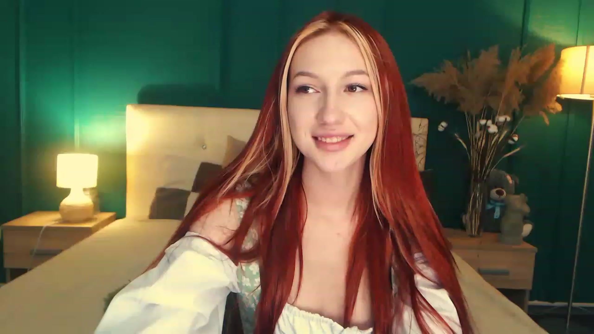 Gallery image thumbnail from LovelyGin's myfreecams stream on, 06/07/2023, 18:54 image 17 of 20