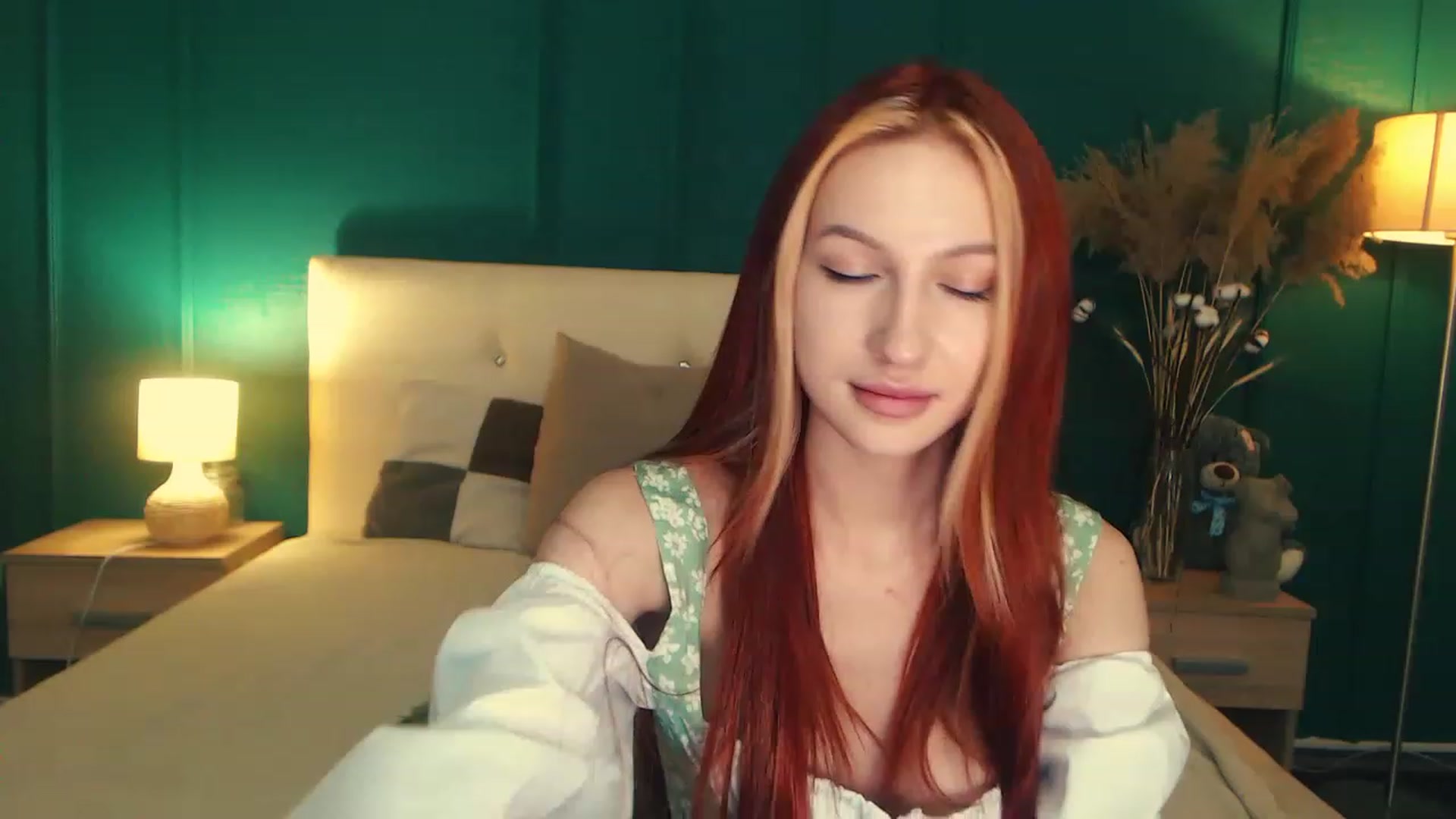 Gallery image thumbnail from LovelyGin's myfreecams stream on, 06/07/2023, 18:54 image 8 of 20