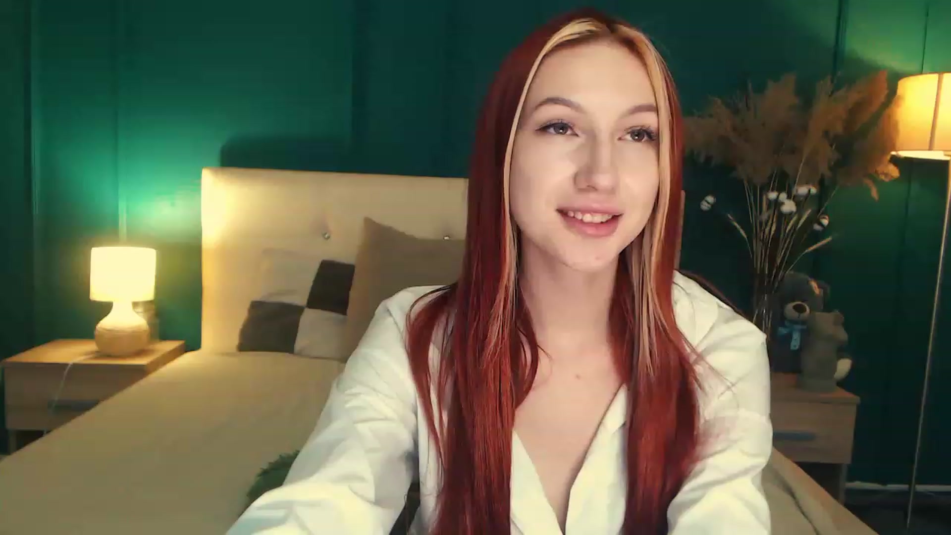 Gallery image thumbnail from LovelyGin's myfreecams stream on, 06/07/2023, 18:54 image 1 of 20