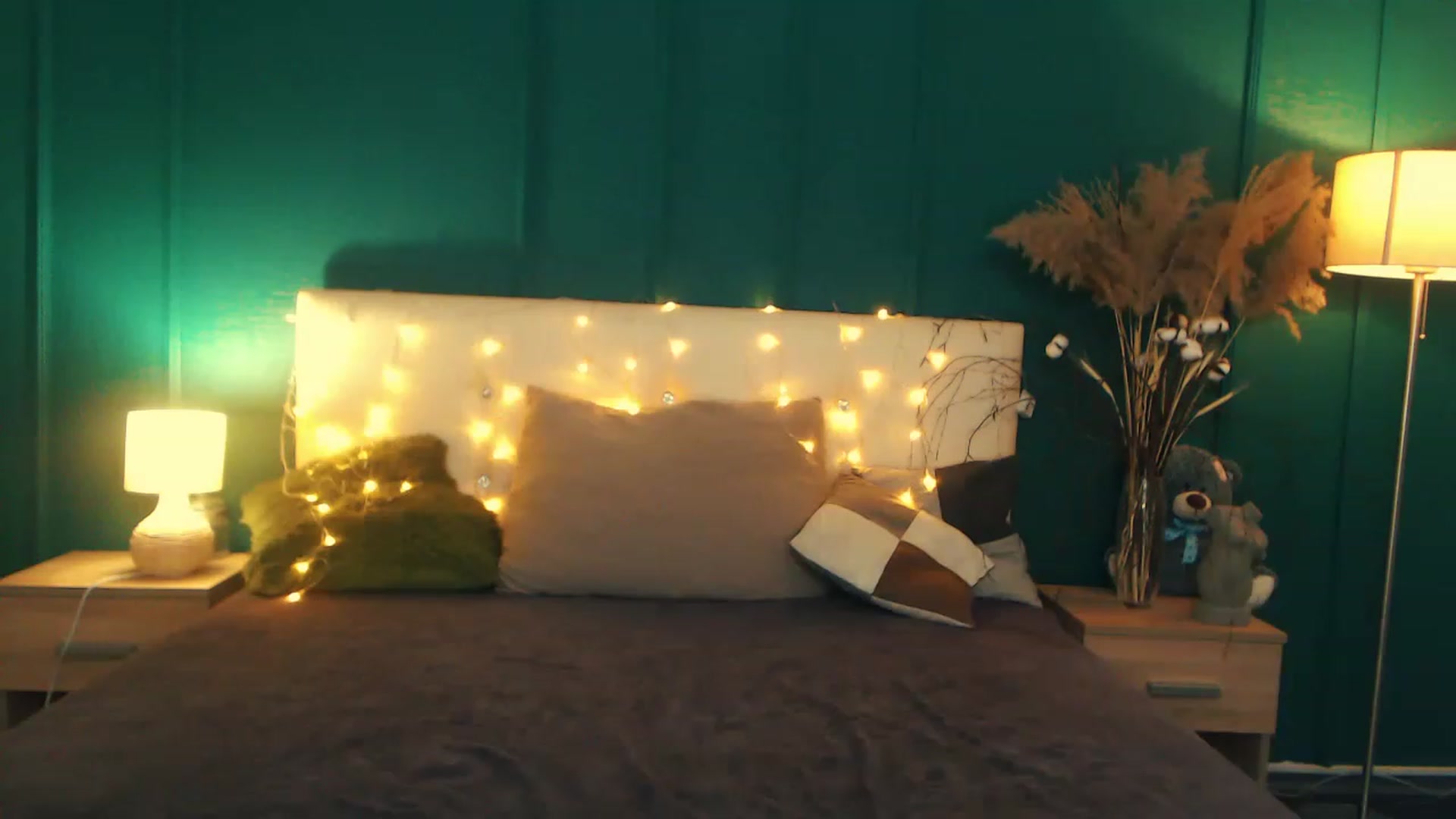 Gallery image thumbnail from LovelyGin's myfreecams stream on, 06/08/2023, 16:26 image 2 of 20