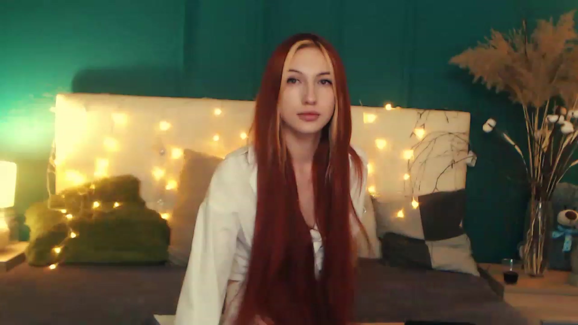 Gallery image thumbnail from LovelyGin's myfreecams stream on, 06/08/2023, 18:29 image 2 of 20
