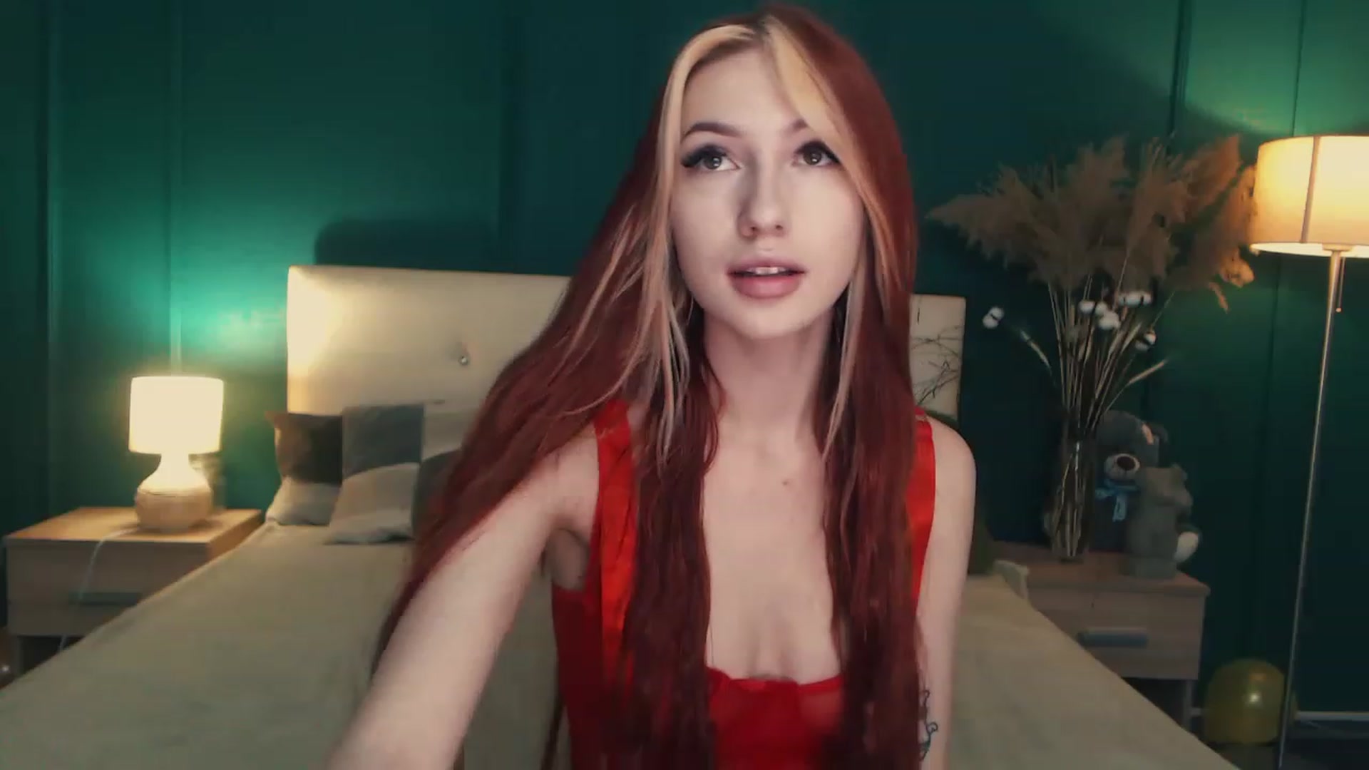 Gallery image thumbnail from LovelyGin's myfreecams stream on, 06/09/2023, 14:04 image 3 of 20