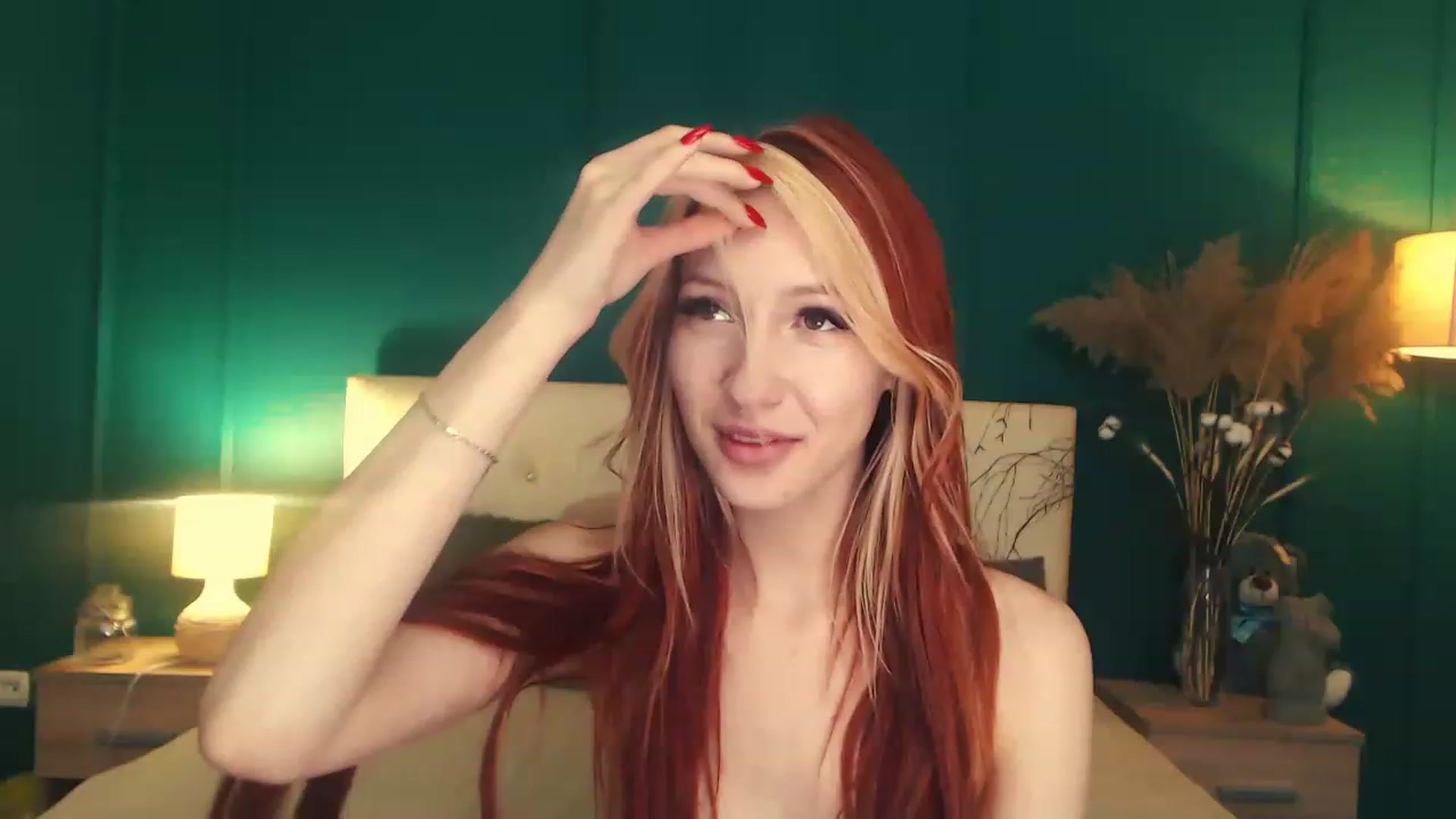Gallery image thumbnail from LovelyGin's myfreecams stream on, 06/14/2023, 18:09 image 5 of 20