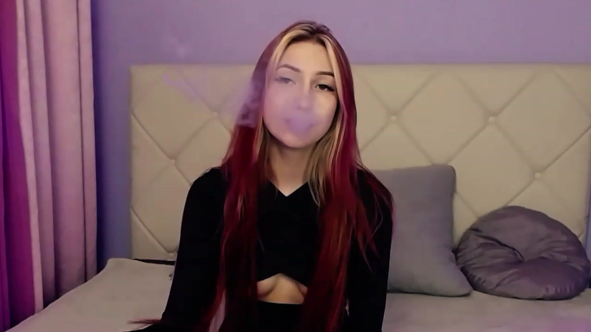 Gallery image thumbnail from LovelyGin's myfreecams stream on, 06/15/2023, 16:13 image 5 of 20