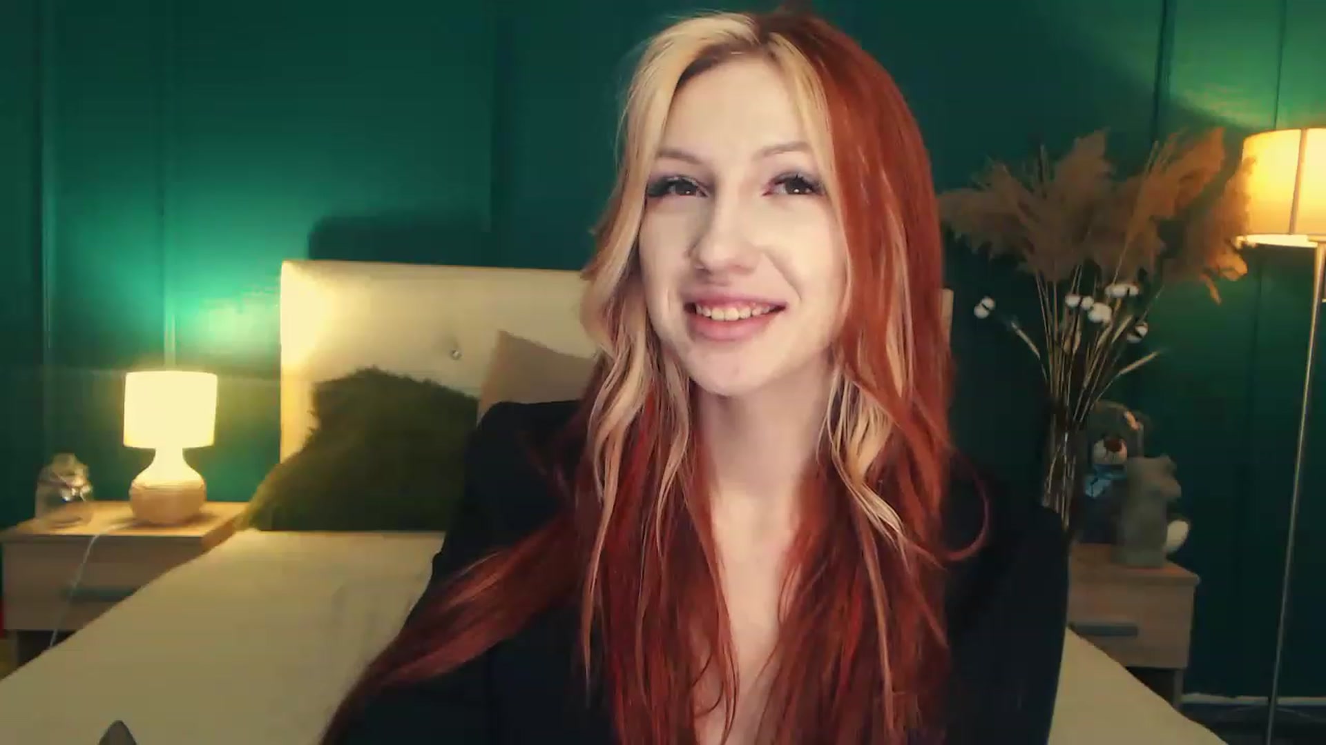 Gallery image thumbnail from LovelyGin's myfreecams stream on, 06/16/2023, 15:27 image 17 of 20
