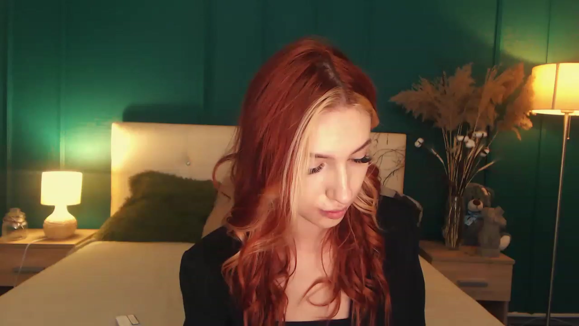 Gallery image thumbnail from LovelyGin's myfreecams stream on, 06/19/2023, 16:01 image 12 of 20