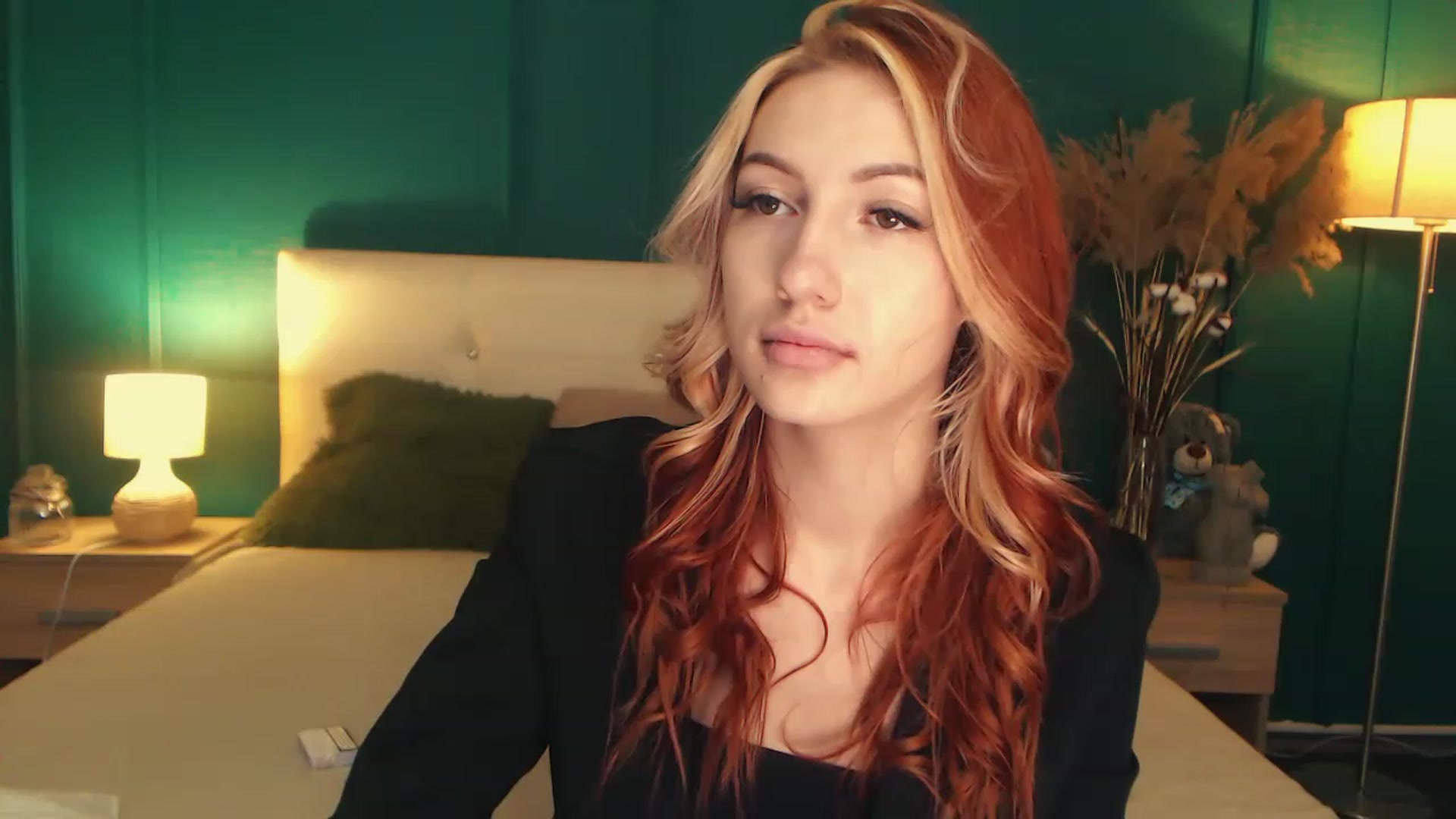 Gallery image thumbnail from LovelyGin's myfreecams stream on, 06/19/2023, 16:01 image 14 of 20