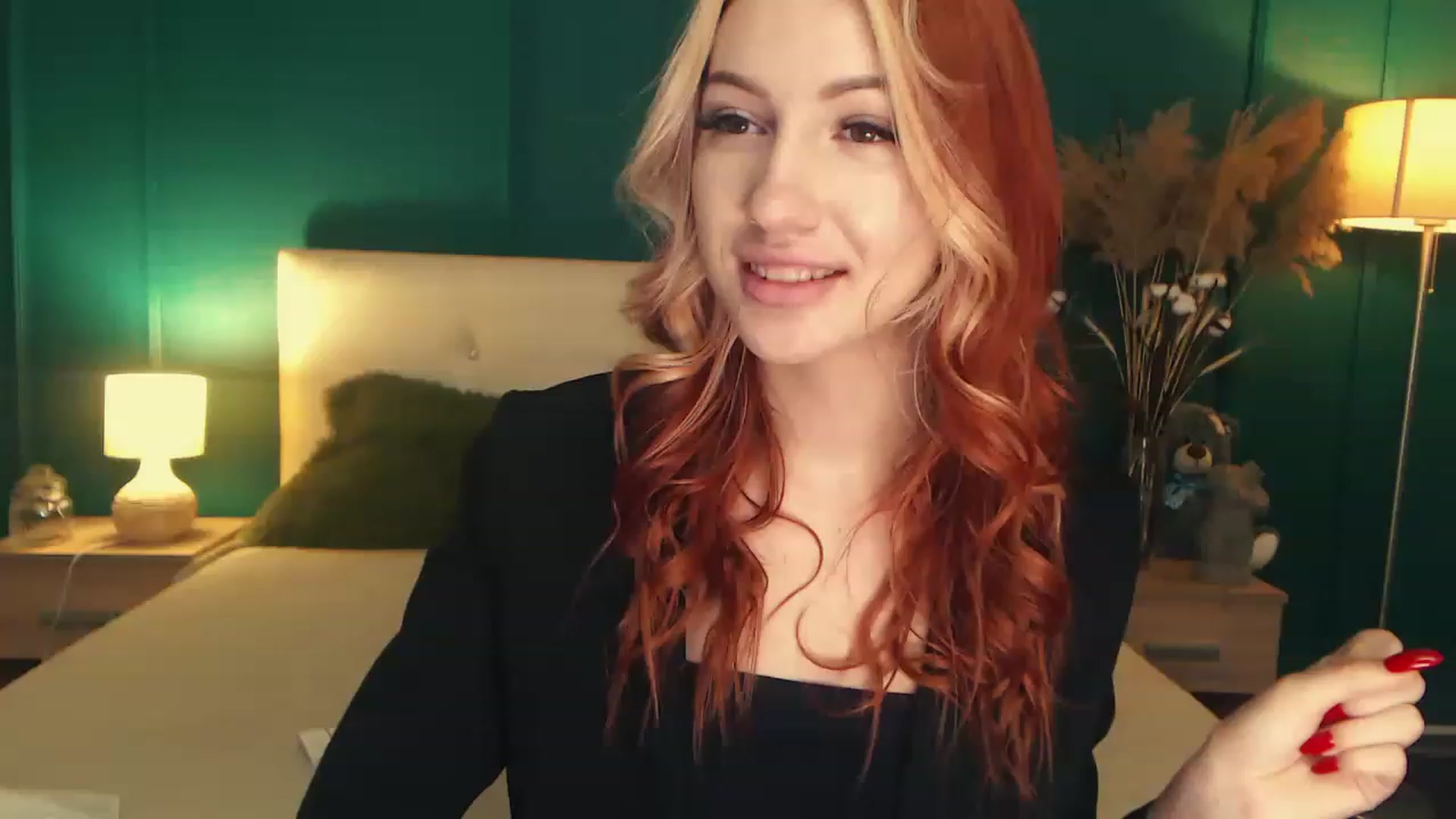 Gallery image thumbnail from LovelyGin's myfreecams stream on, 06/19/2023, 16:01 image 16 of 20
