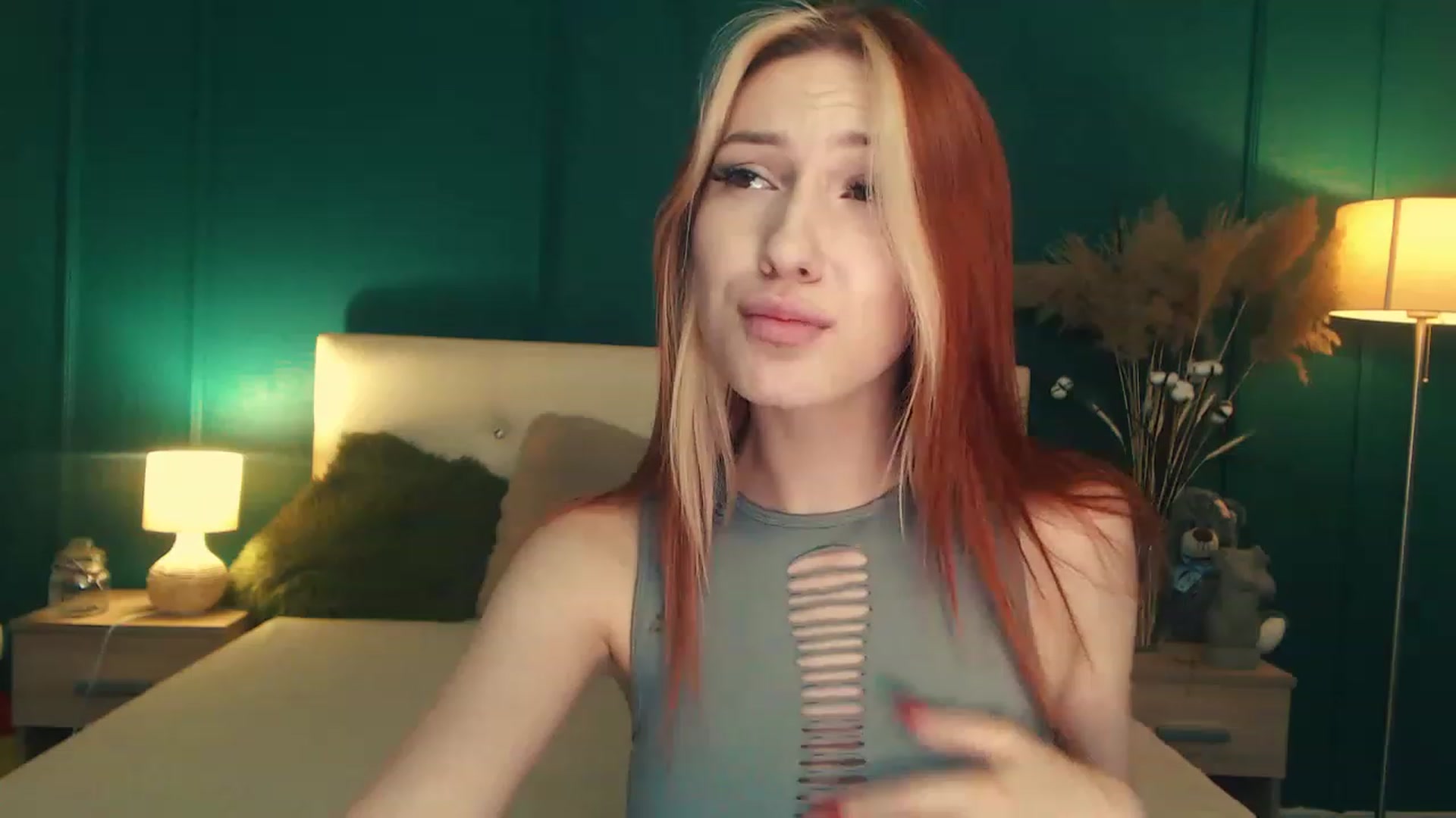 Gallery image thumbnail from LovelyGin's myfreecams stream on, 06/21/2023, 13:11 image 6 of 20