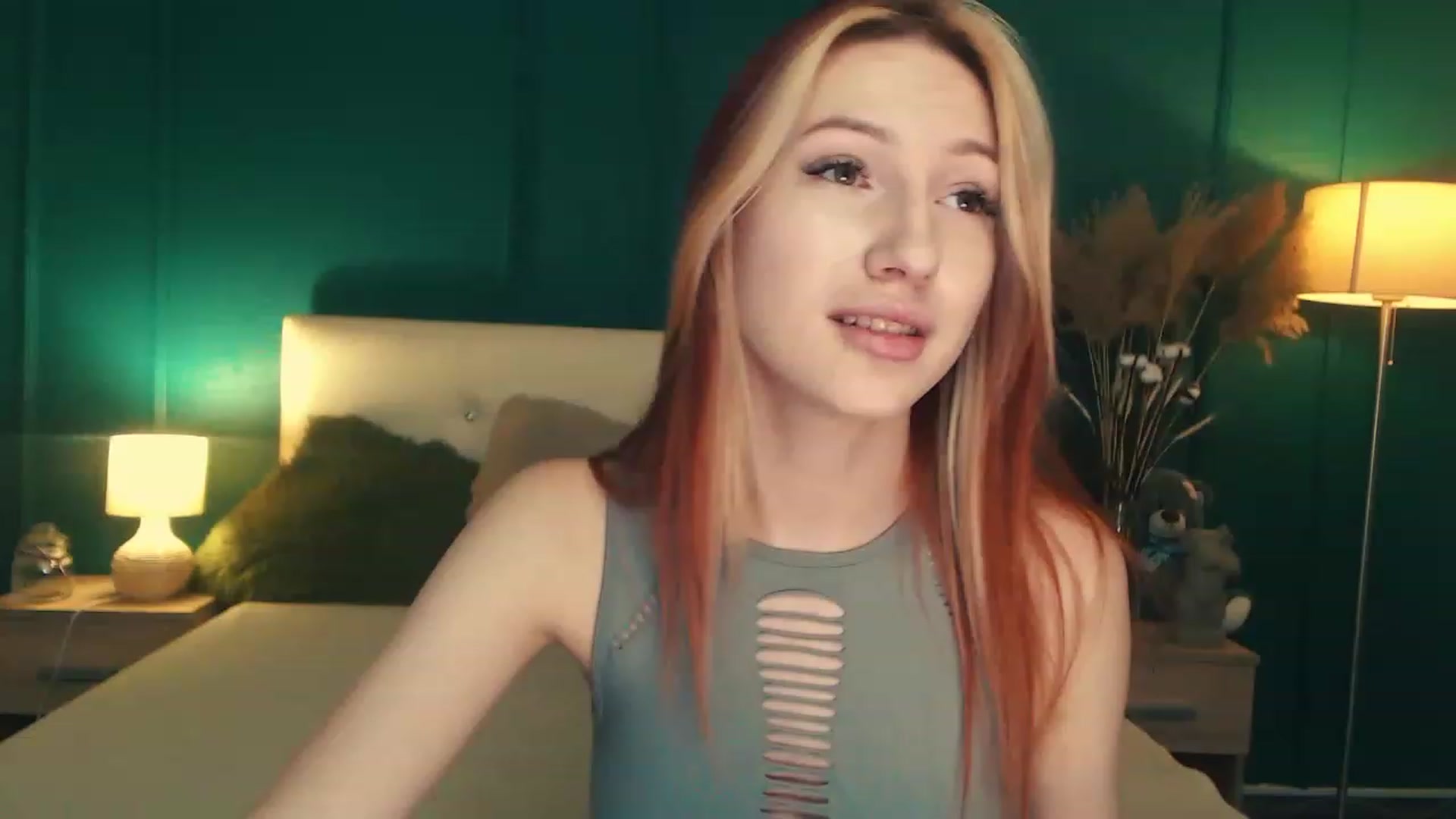 Gallery image thumbnail from LovelyGin's myfreecams stream on, 06/21/2023, 13:11 image 1 of 20