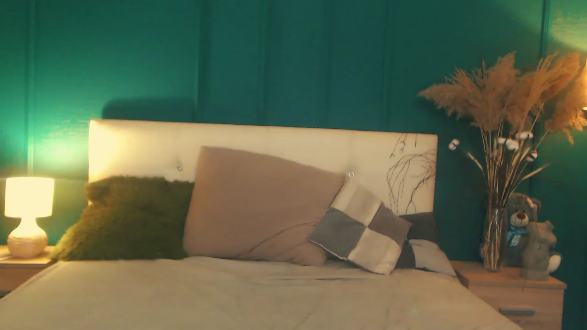 Gallery image thumbnail from LovelyGin's myfreecams stream on, 06/22/2023, 16:03 image 4 of 20