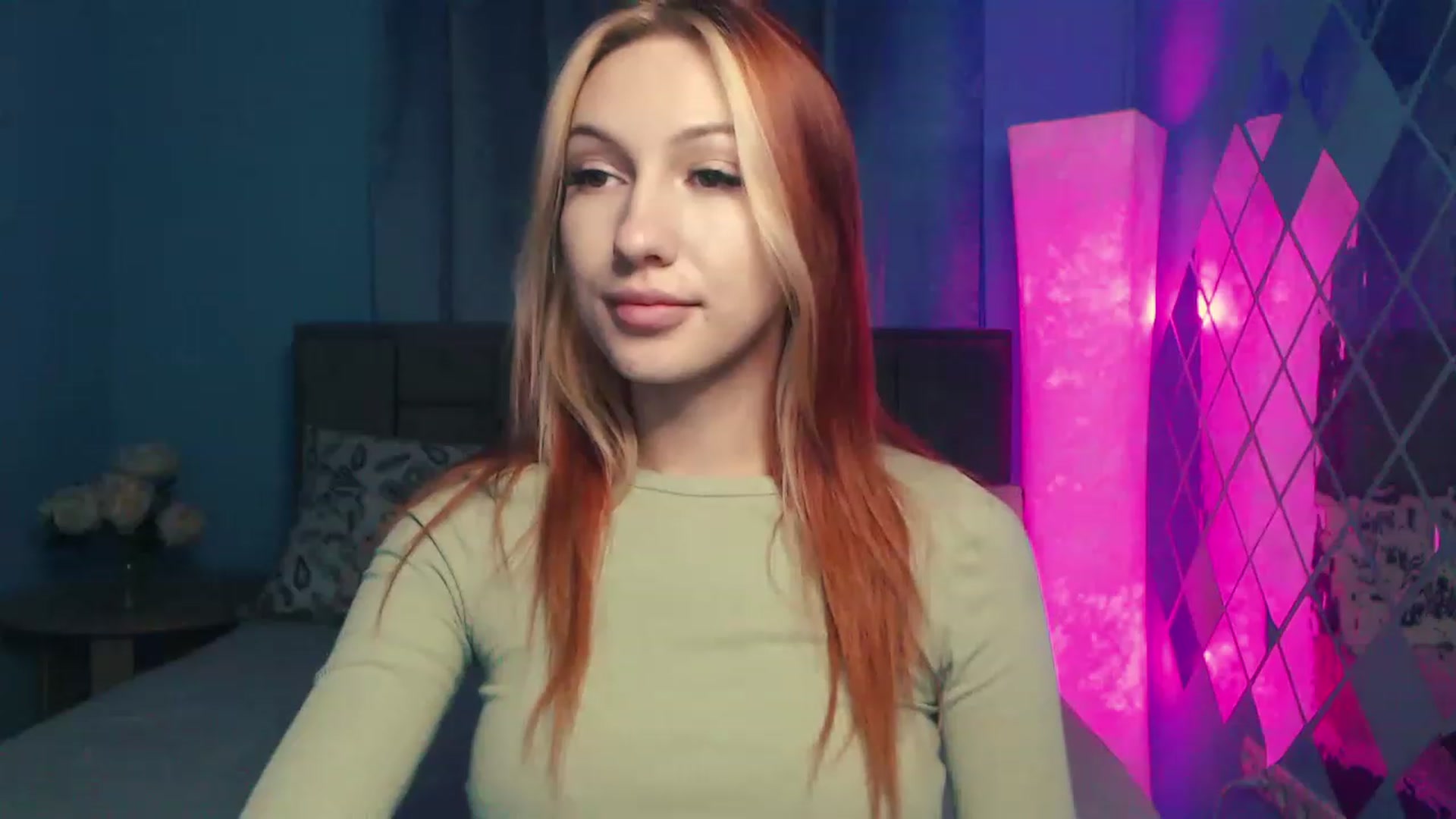 Gallery image thumbnail from LovelyGin's myfreecams stream on, 06/26/2023, 13:05 image 16 of 20