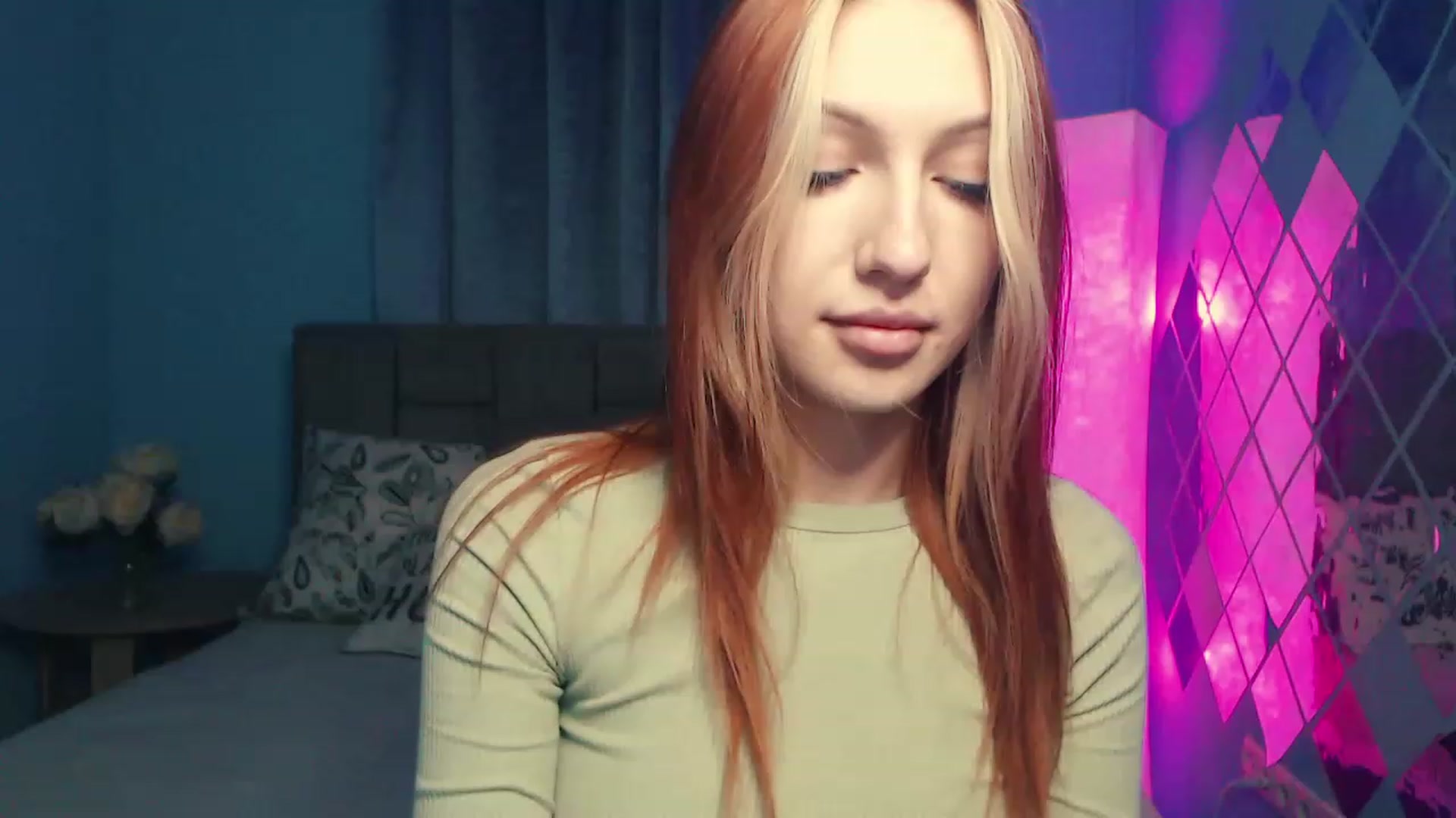 Gallery image thumbnail from LovelyGin's myfreecams stream on, 06/26/2023, 13:05 image 17 of 20