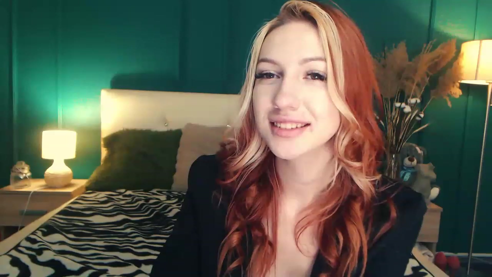 Gallery image thumbnail from LovelyGin's myfreecams stream on, 06/27/2023, 14:17 image 20 of 20