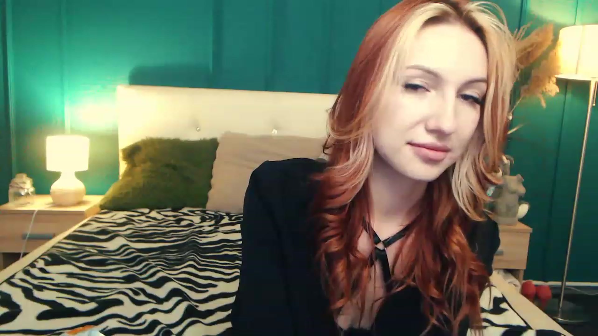 Gallery image thumbnail from LovelyGin's myfreecams stream on, 06/27/2023, 16:52 image 3 of 20