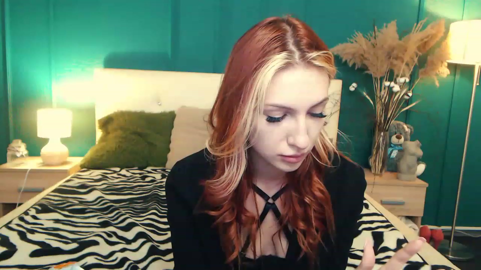 Gallery image thumbnail from LovelyGin's myfreecams stream on, 06/27/2023, 16:52 image 1 of 20