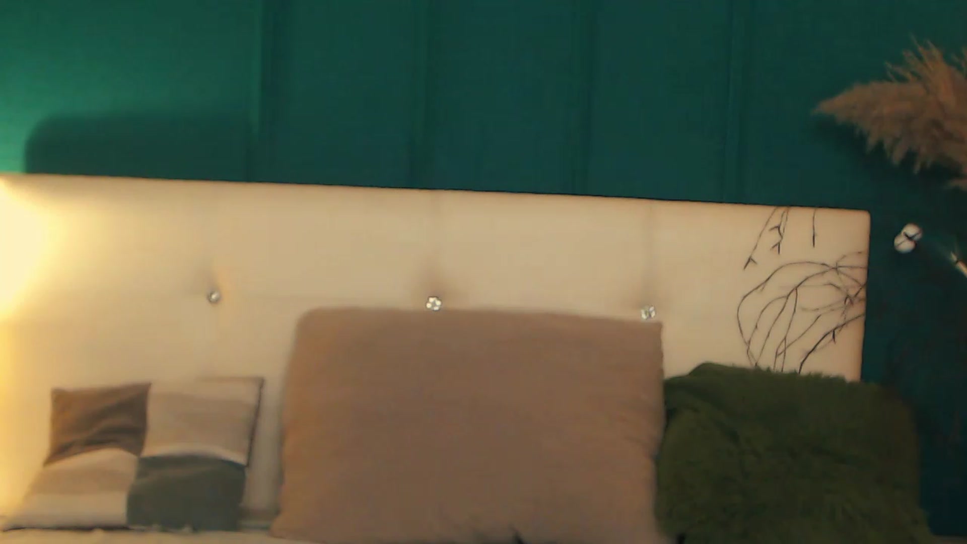 Gallery image thumbnail from LovelyGin's myfreecams stream on, 06/28/2023, 18:25 image 12 of 20