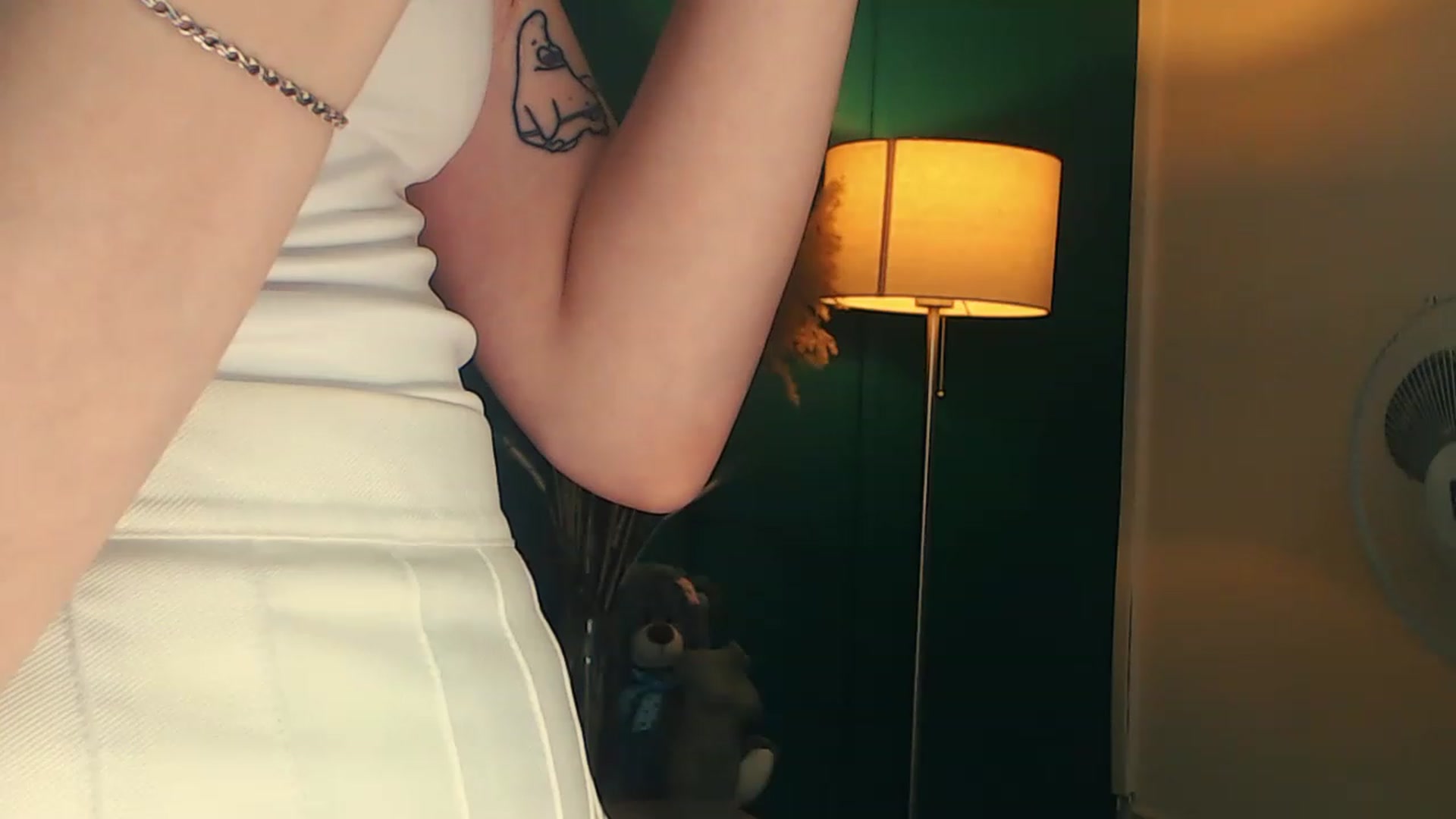 Gallery image thumbnail from LovelyGin's myfreecams stream on, 06/30/2023, 13:22 image 10 of 20