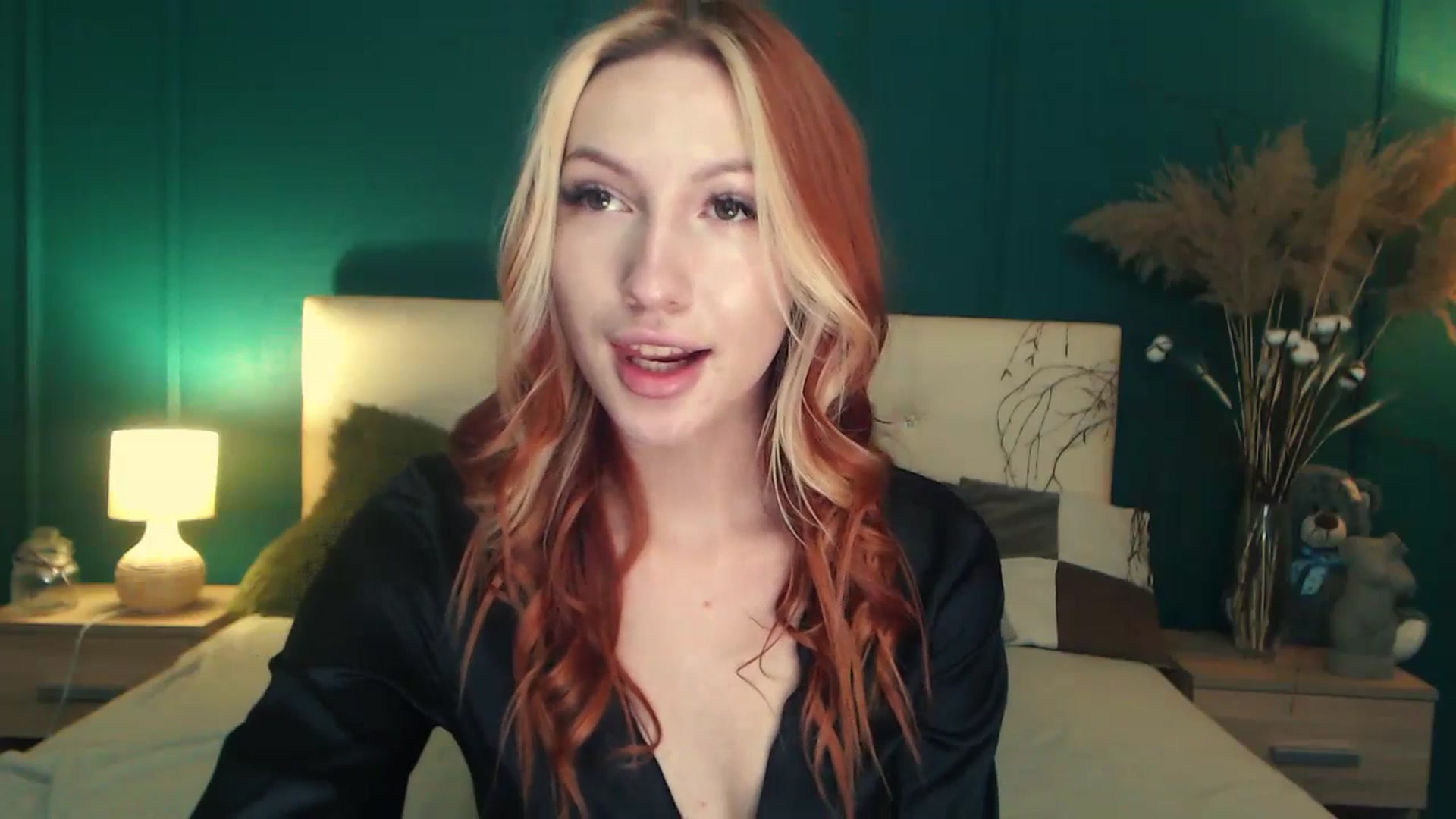 Gallery image thumbnail from LovelyGin's myfreecams stream on, 07/03/2023, 14:37 image 6 of 20