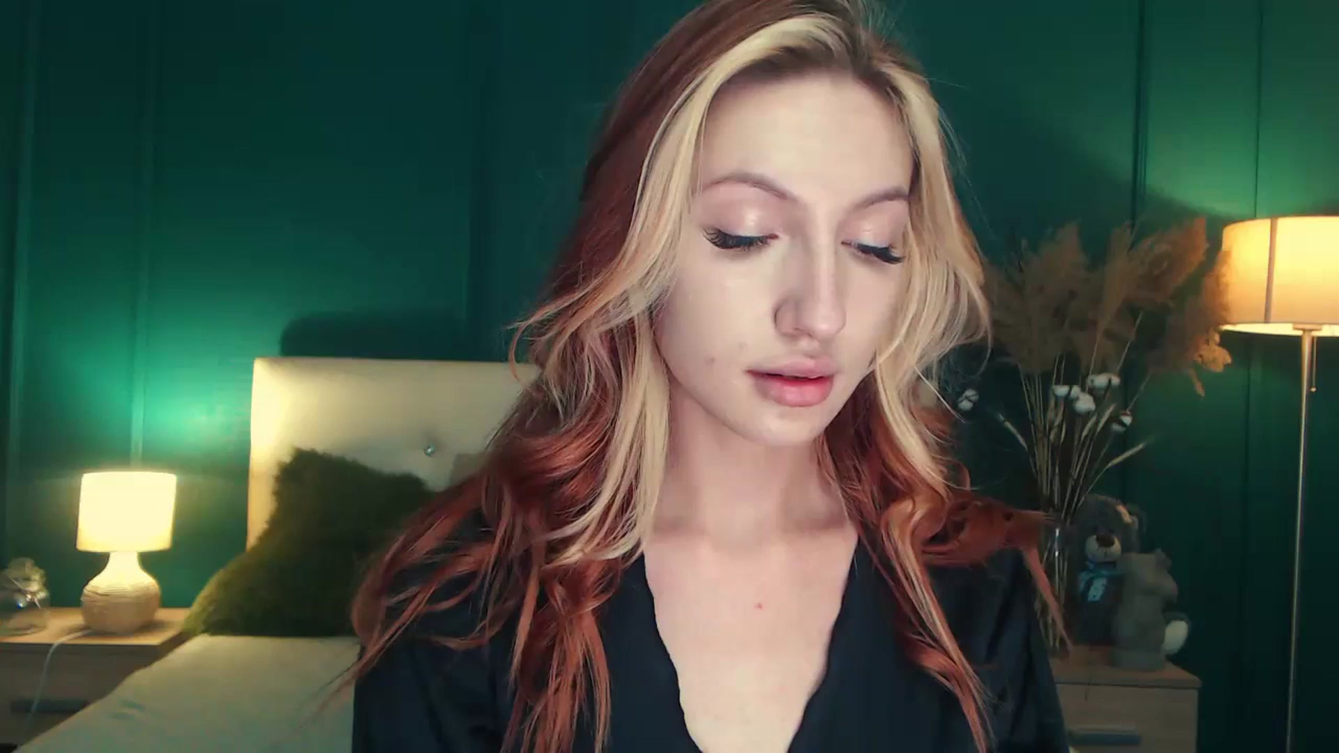 Gallery image thumbnail from LovelyGin's myfreecams stream on, 07/03/2023, 14:37 image 1 of 20