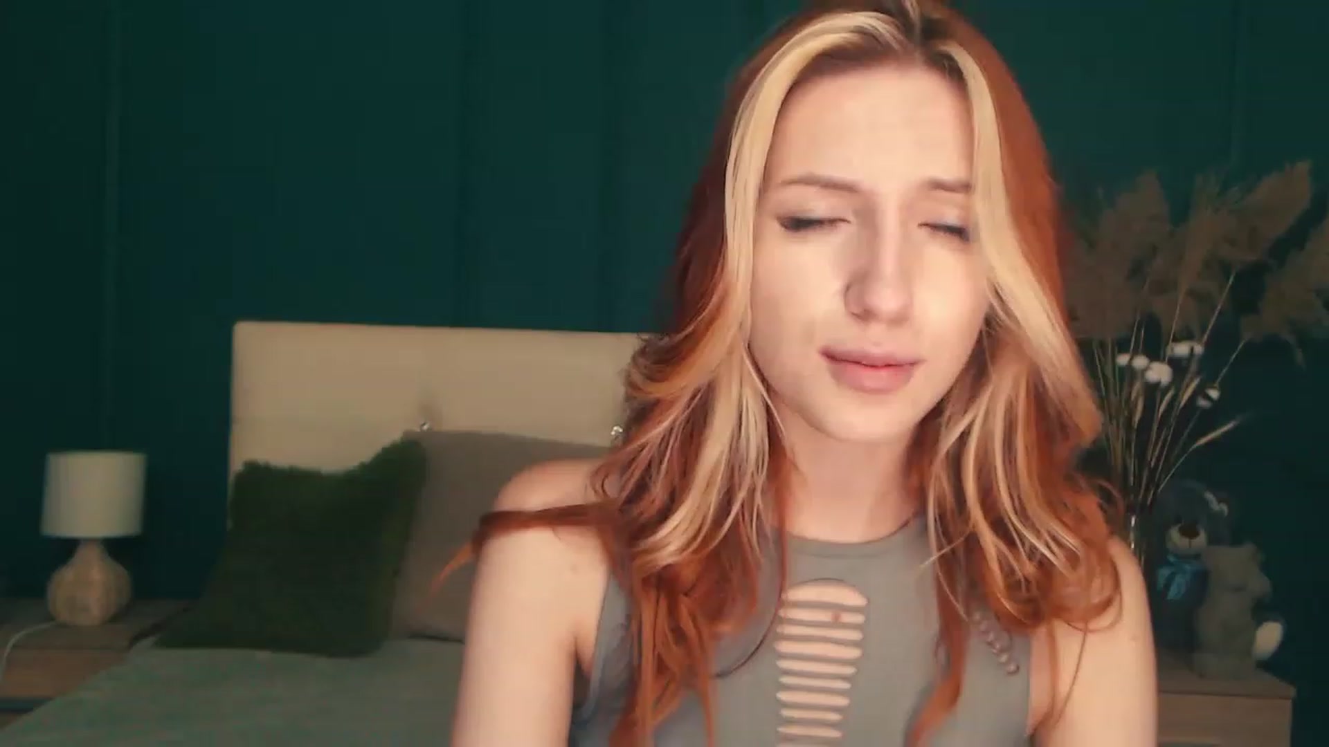 Gallery image thumbnail from LovelyGin's myfreecams stream on, 07/05/2023, 15:41 image 1 of 20