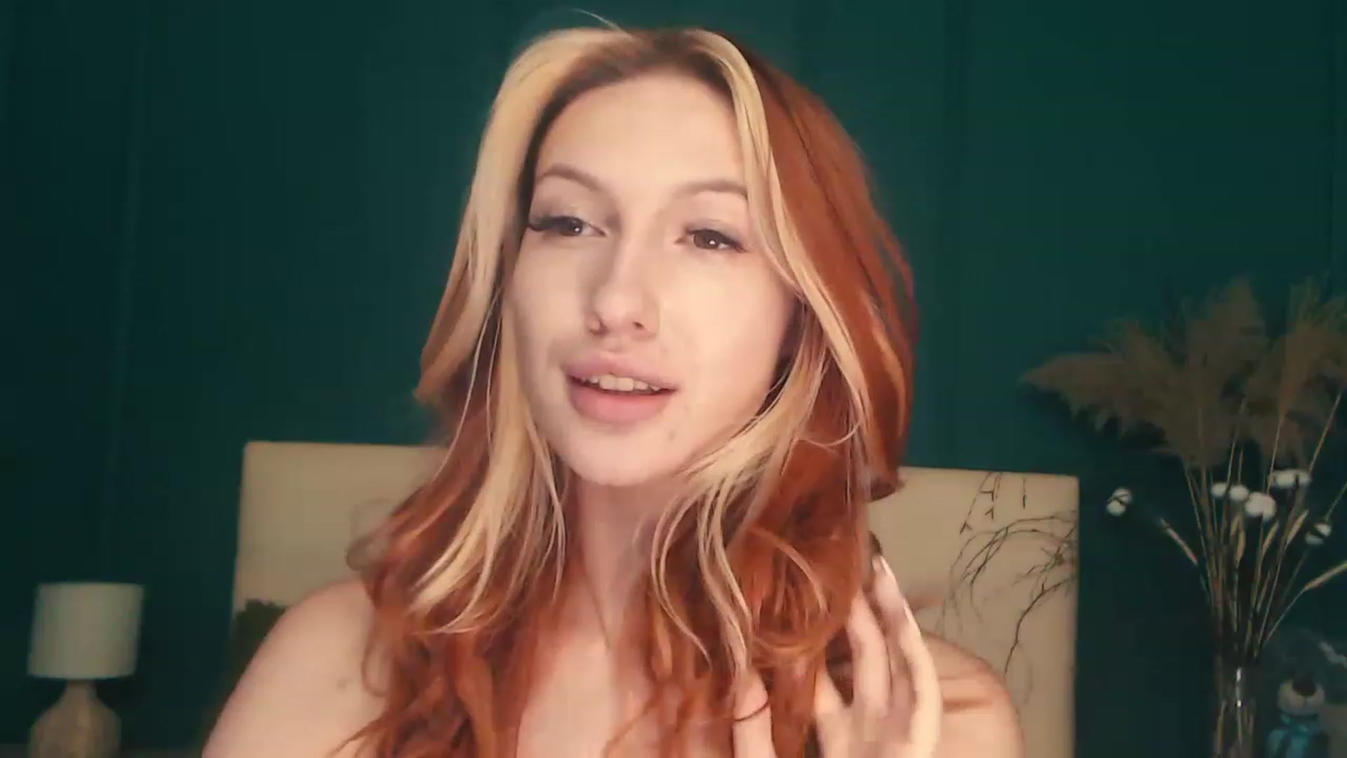 Gallery image thumbnail from LovelyGin's myfreecams stream on, 07/05/2023, 18:03 image 18 of 20