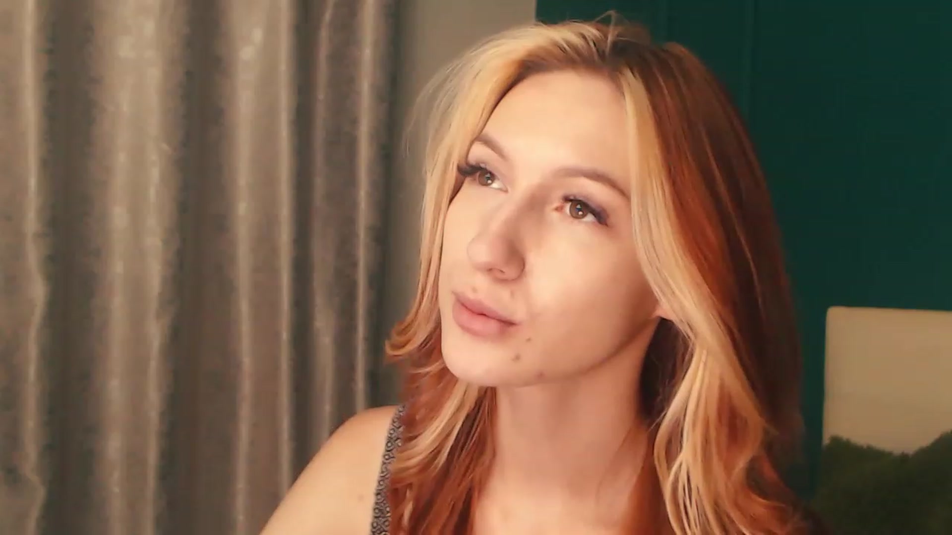 Gallery image thumbnail from LovelyGin's myfreecams stream on, 07/05/2023, 18:03 image 3 of 20