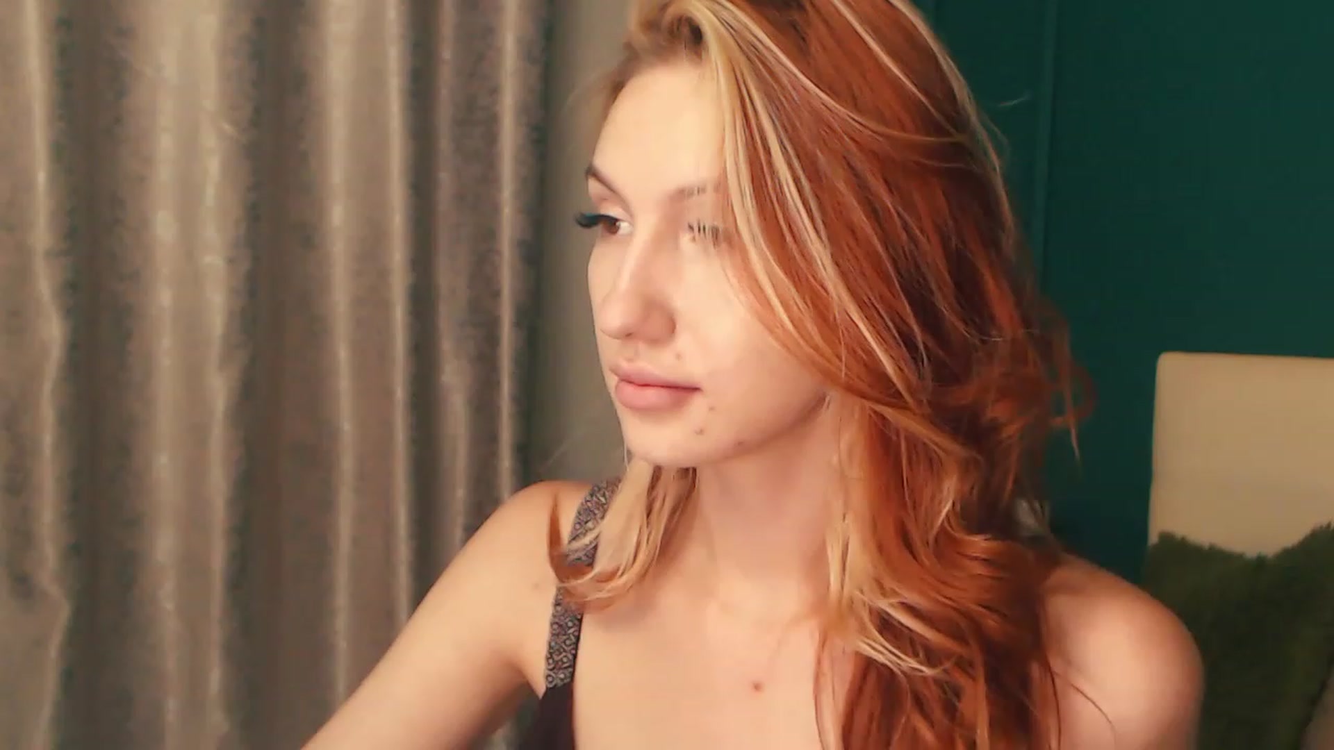 Gallery image thumbnail from LovelyGin's myfreecams stream on, 07/05/2023, 18:03 image 6 of 20