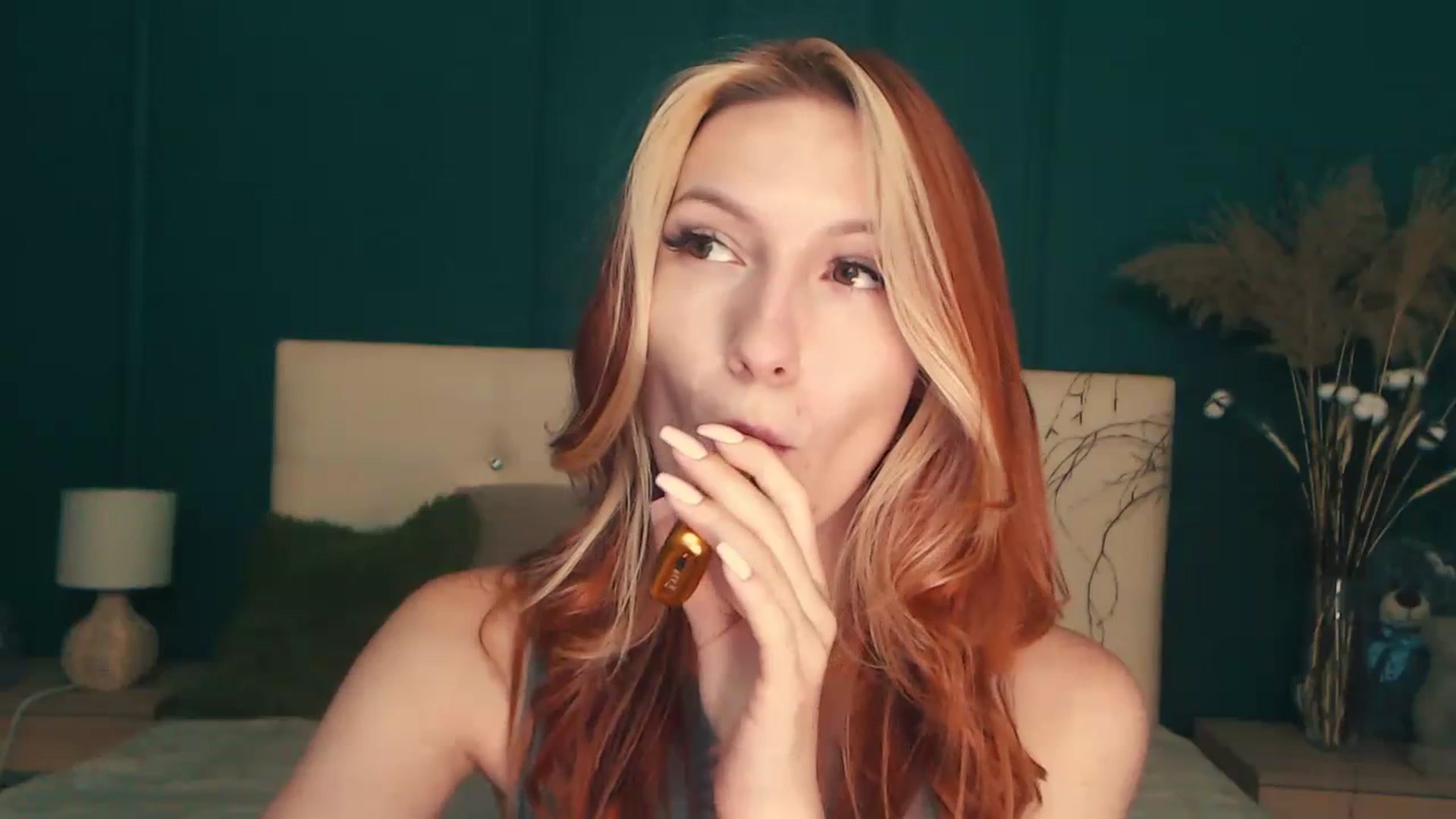Gallery image thumbnail from LovelyGin's myfreecams stream on, 07/05/2023, 18:54 image 5 of 20