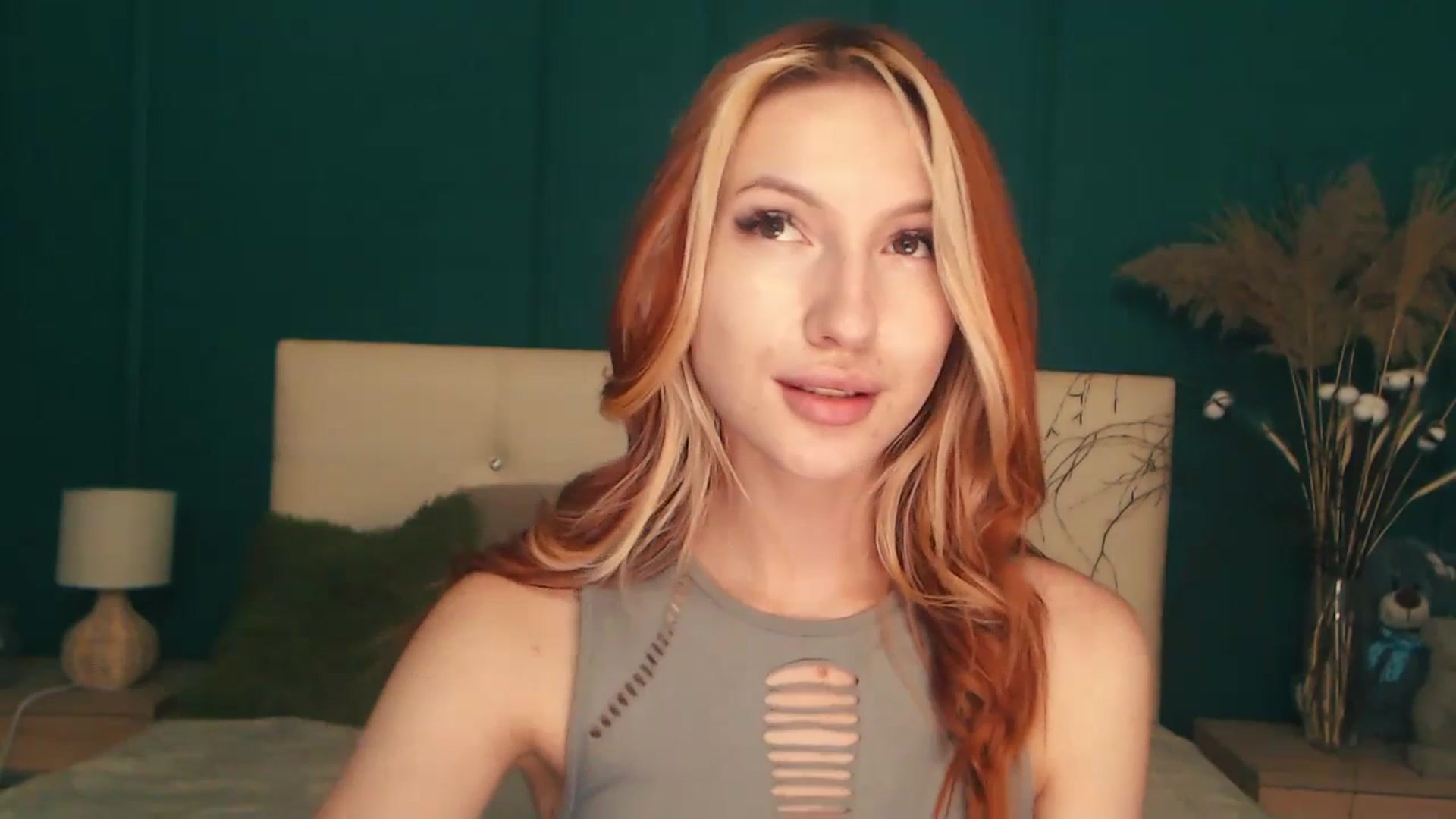 Gallery image thumbnail from LovelyGin's myfreecams stream on, 07/05/2023, 18:54 image 14 of 20
