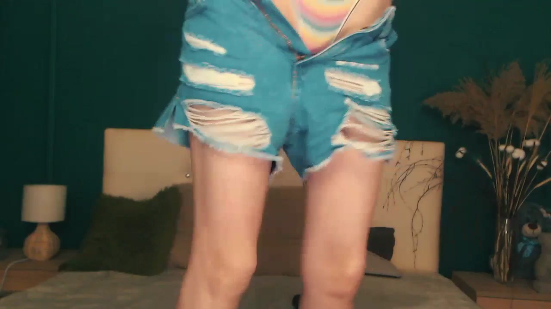 Gallery image thumbnail from LovelyGin's myfreecams stream on, 07/05/2023, 18:54 image 19 of 20