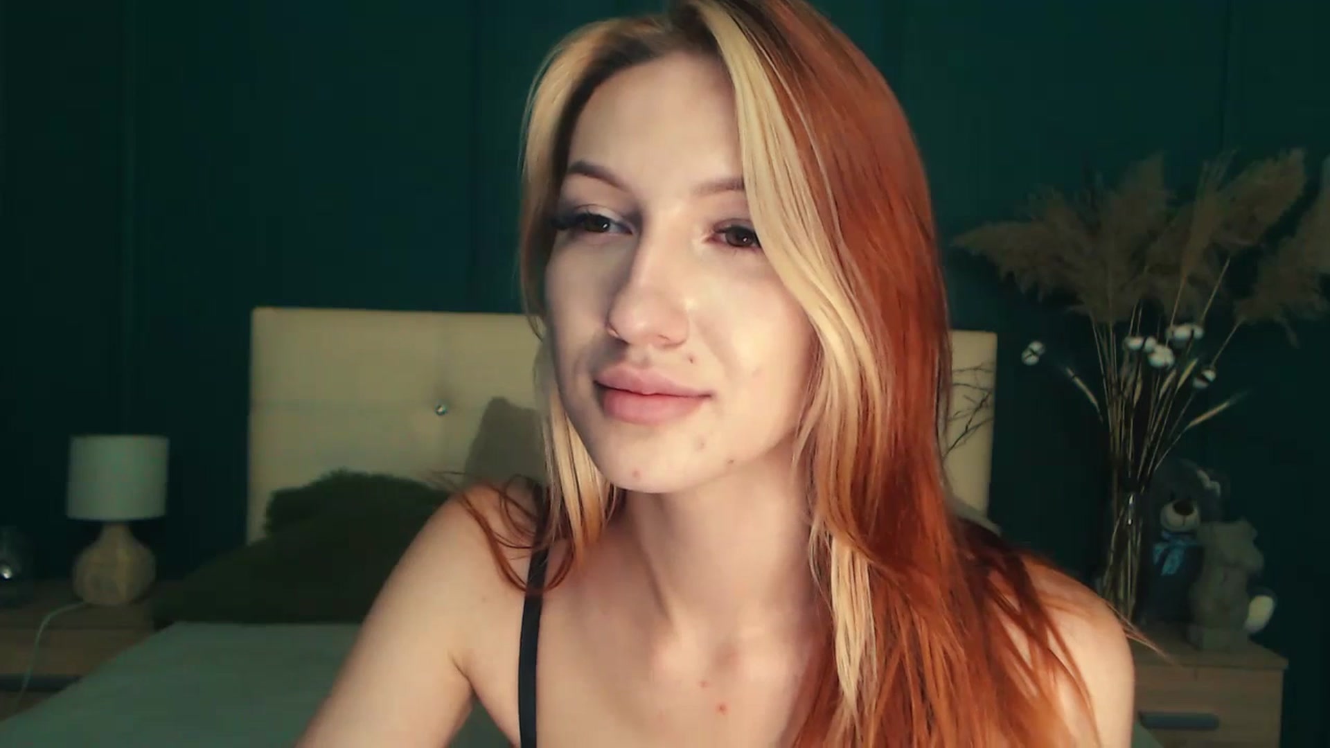 Gallery image thumbnail from LovelyGin's myfreecams stream on, 07/07/2023, 17:34 image 7 of 20