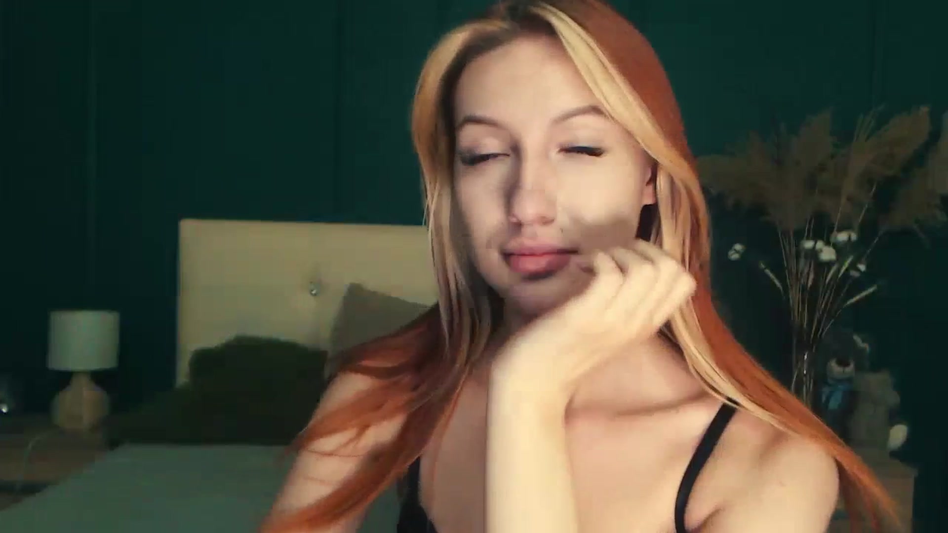 Gallery image thumbnail from LovelyGin's myfreecams stream on, 07/07/2023, 17:34 image 11 of 20
